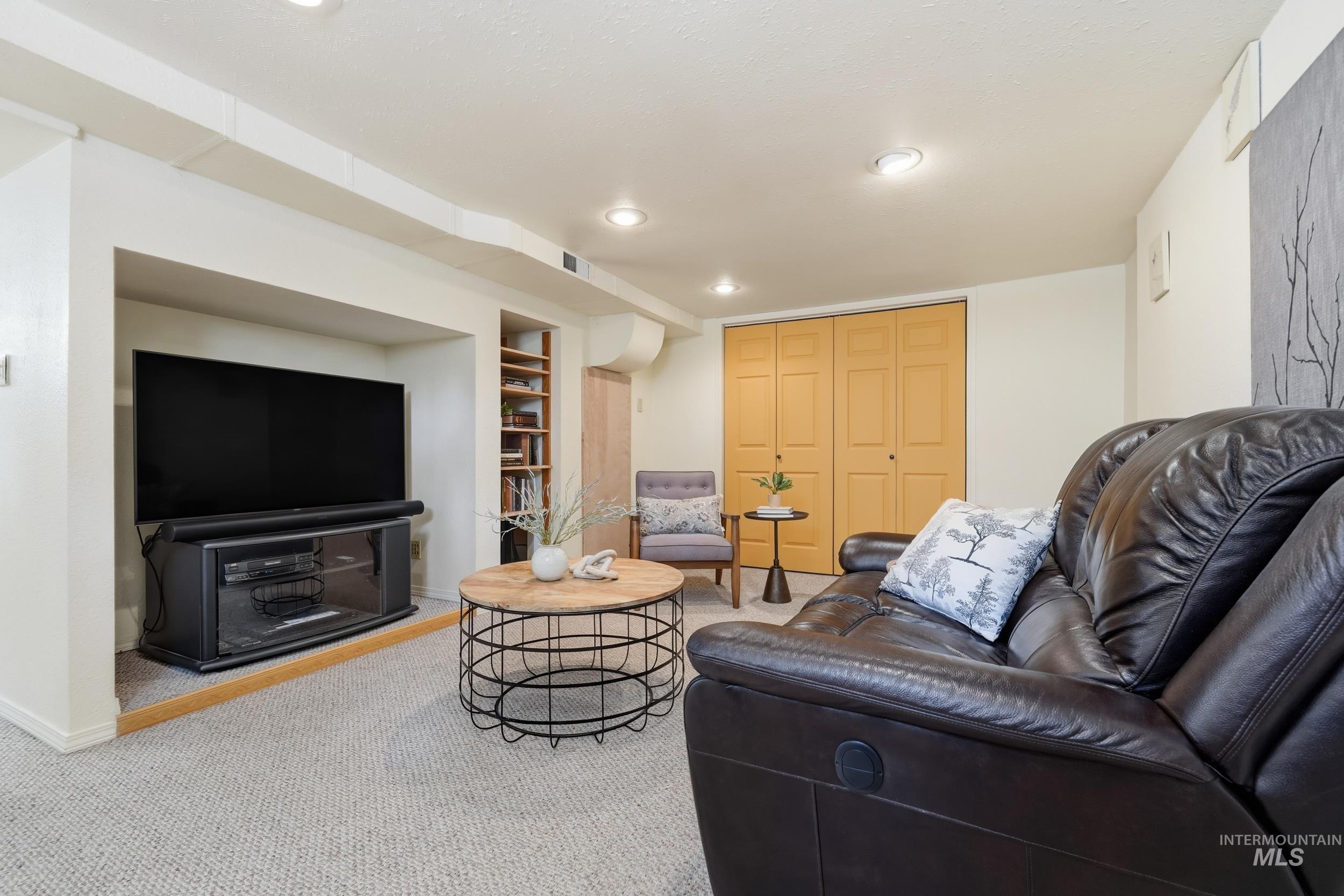 413 N Atlantic St., Boise, Idaho 83706, 3 Bedrooms, 1 Bathroom, Residential For Sale, Price $629,000, 98997273