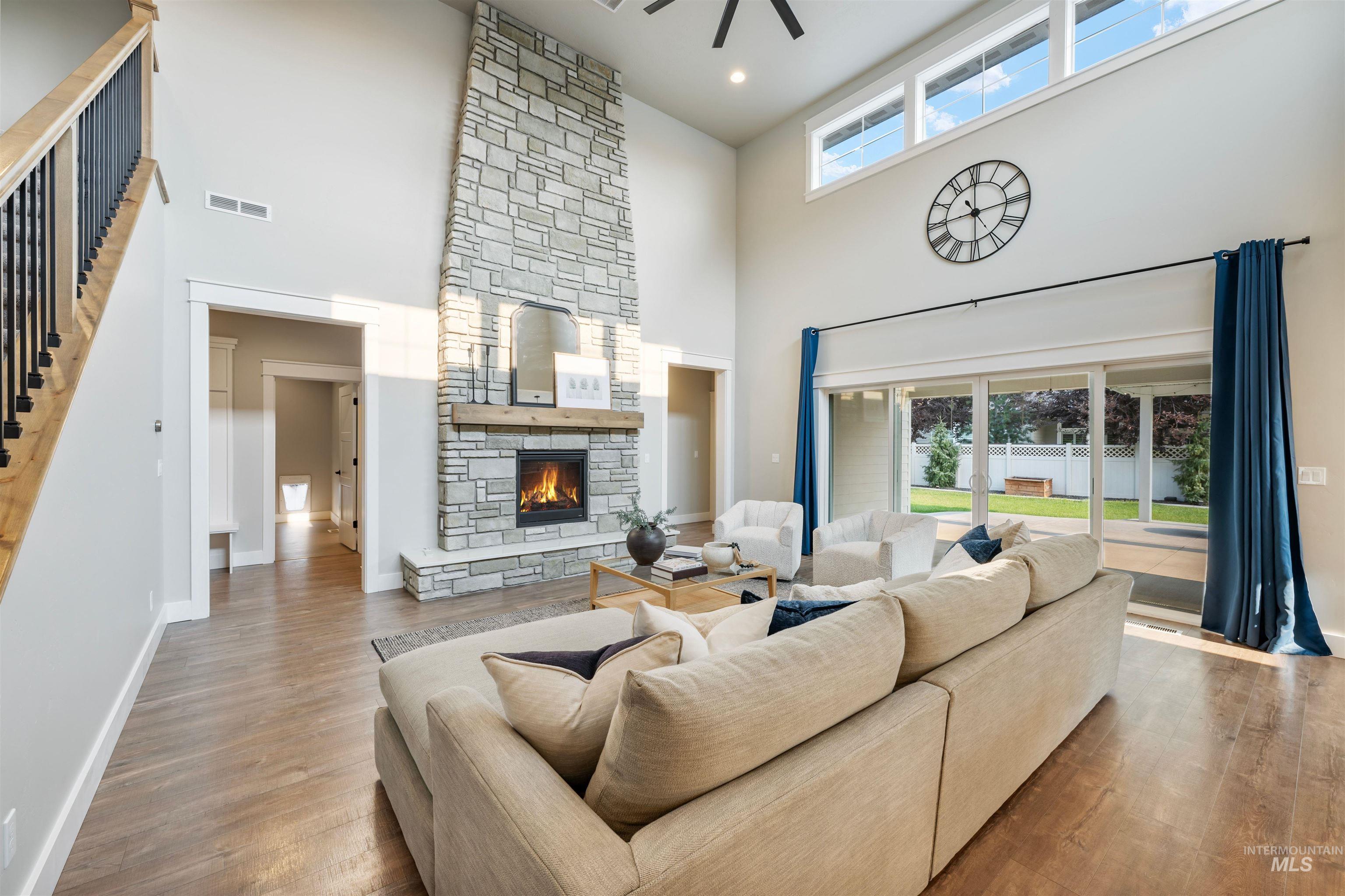 3872 W Anatole Street, Meridian, Idaho 83646, 4 Bedrooms, 2.5 Bathrooms, Residential For Sale, Price $899,900,MLS 98997276