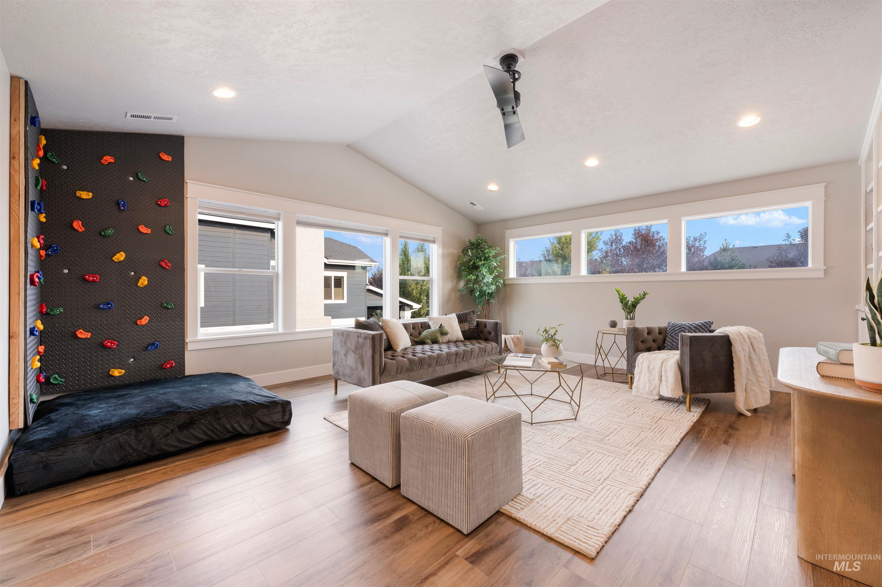 3872 W Anatole Street, Meridian, Idaho 83646, 4 Bedrooms, 2.5 Bathrooms, Residential For Sale, Price $899,900,MLS 98997276