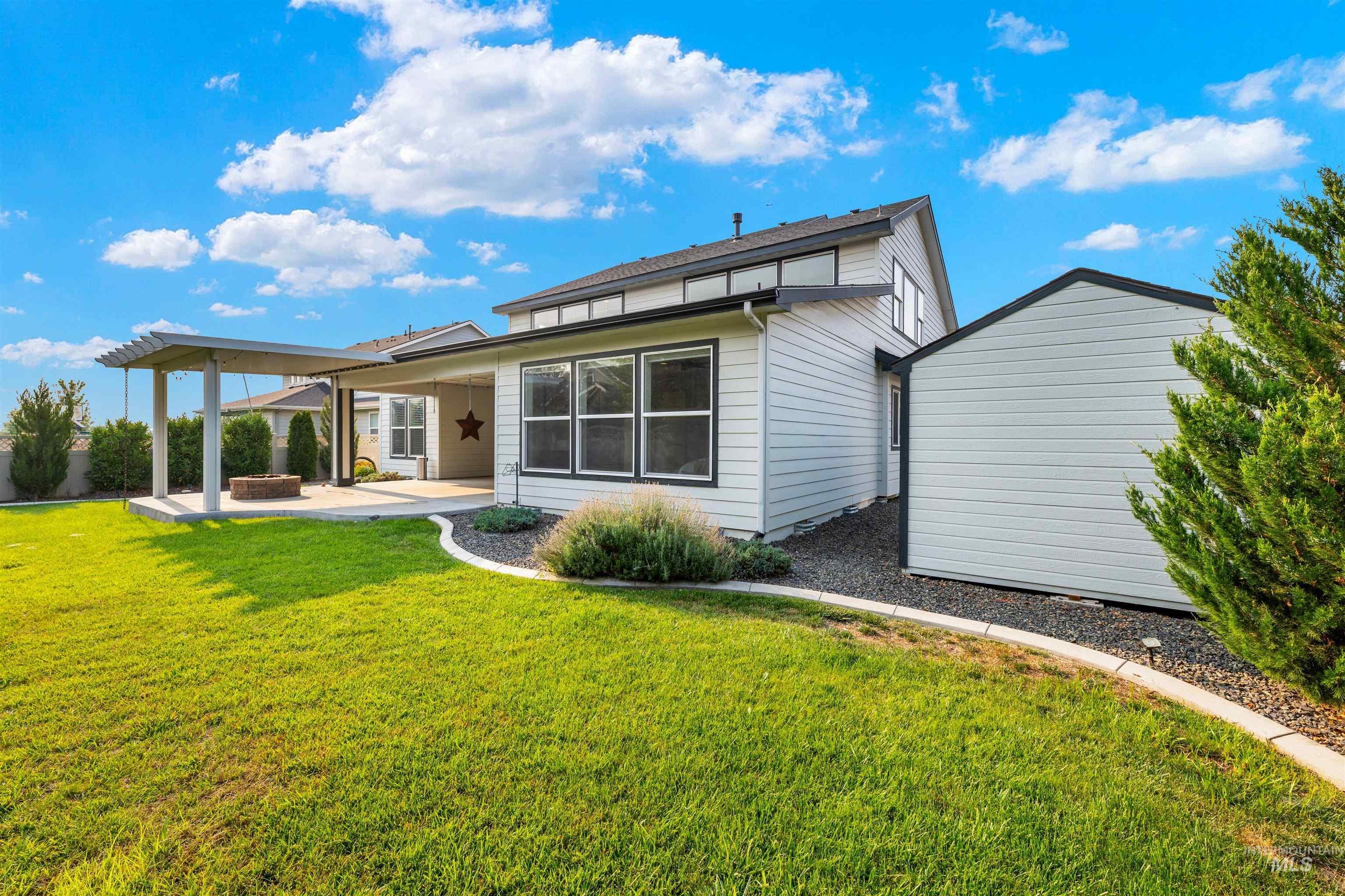 3872 W Anatole Street, Meridian, Idaho 83646, 4 Bedrooms, 2.5 Bathrooms, Residential For Sale, Price $899,900,MLS 98997276
