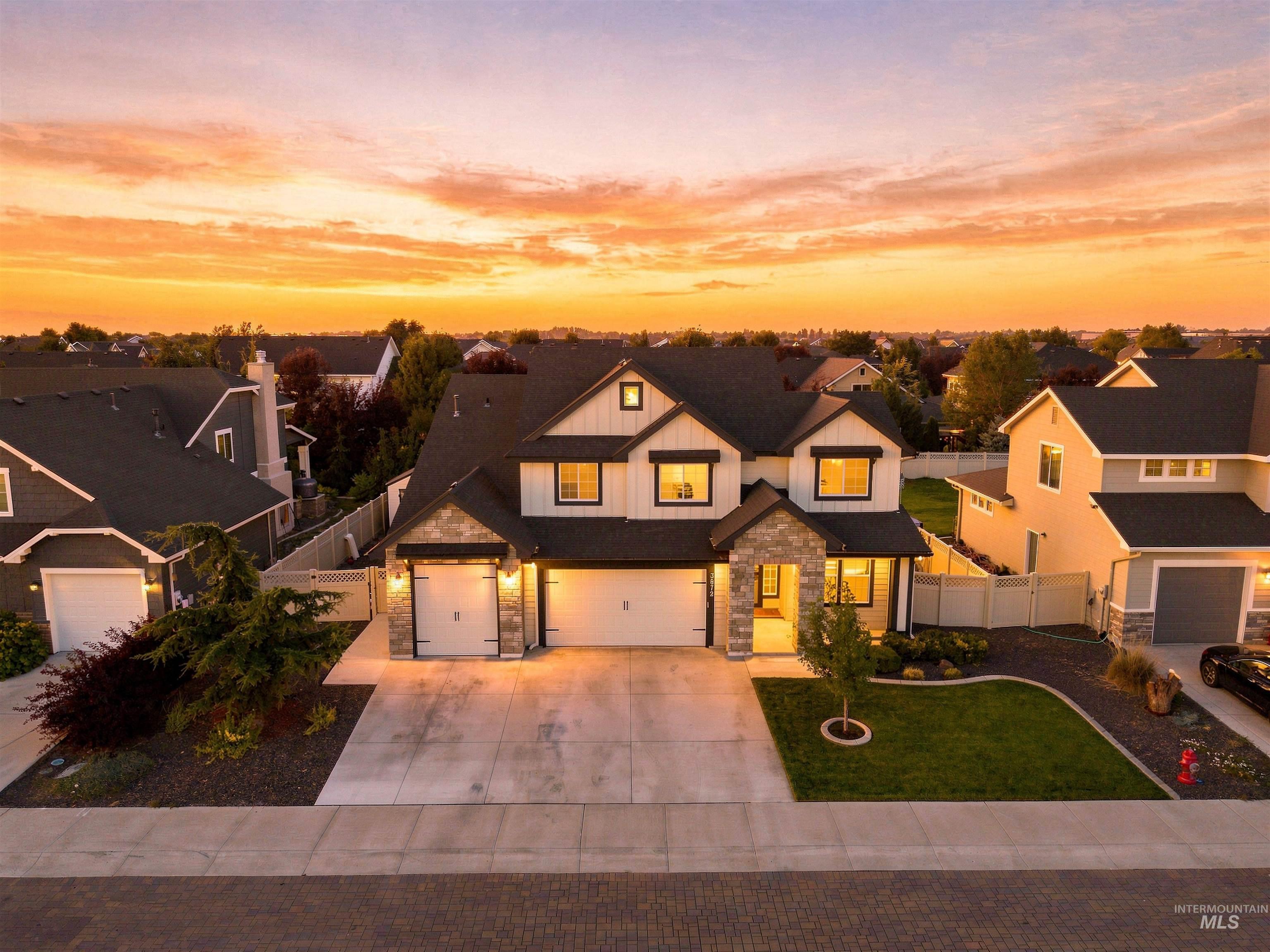 3872 W Anatole Street, Meridian, Idaho 83646, 4 Bedrooms, 2.5 Bathrooms, Residential For Sale, Price $899,900,MLS 98997276