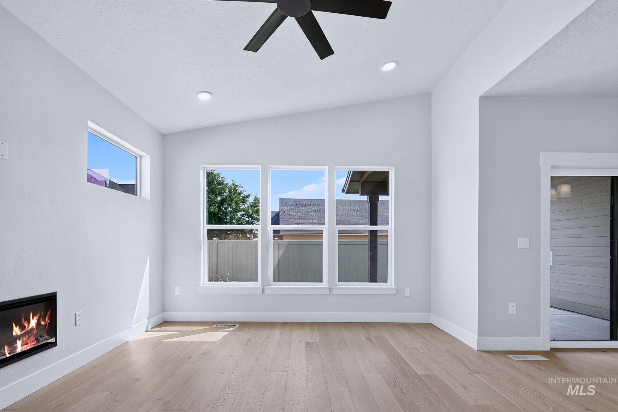 611 W Wrangler, Meridian, Idaho 83646, 3 Bedrooms, 2 Bathrooms, Residential For Sale, Price $563,500, 98997277