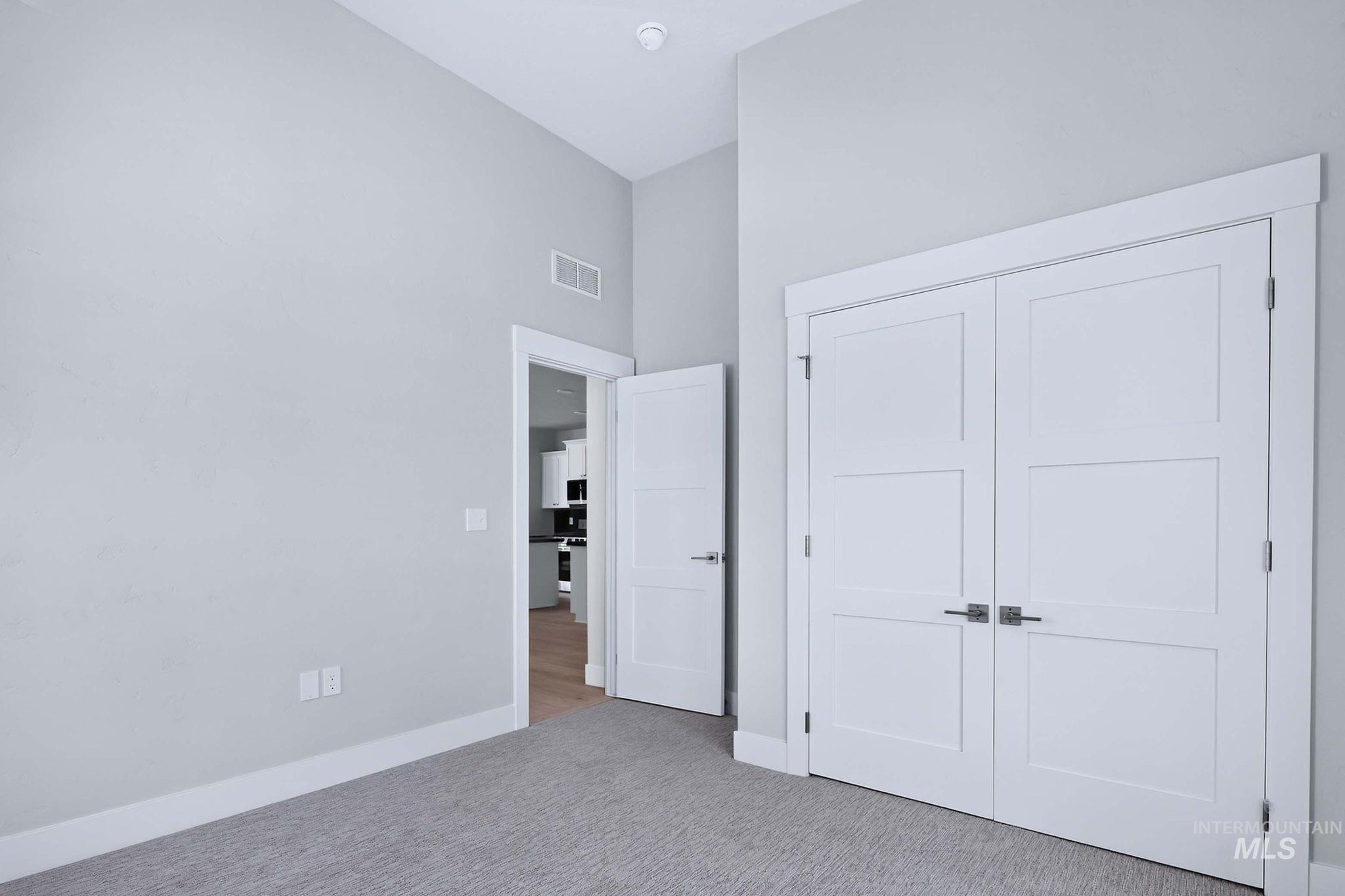 611 W Wrangler, Meridian, Idaho 83646, 3 Bedrooms, 2 Bathrooms, Residential For Sale, Price $563,500, 98997277