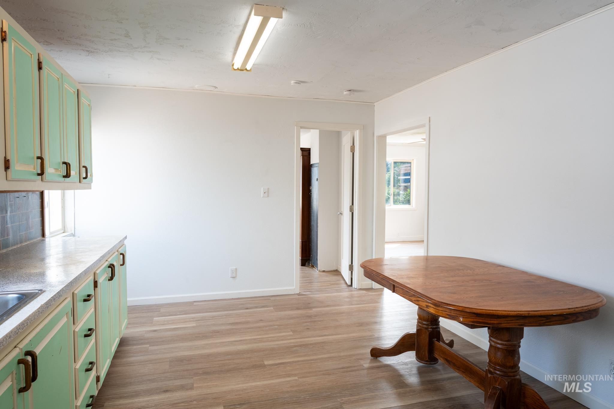 729 NW 2nd St, Ontario, Oregon 97914, 3 Bedrooms, 1 Bathroom, Residential For Sale, Price $239,000, 98997279