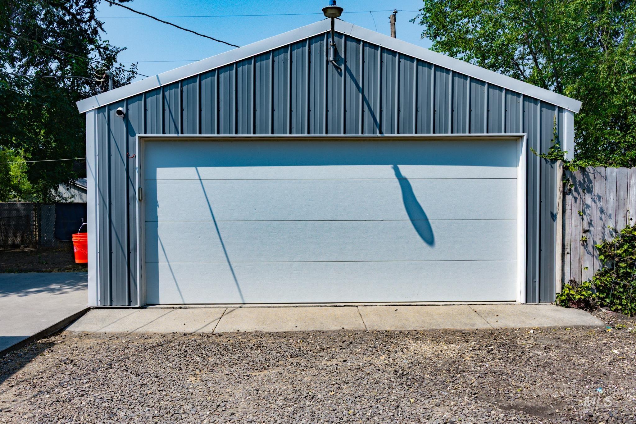 729 NW 2nd St, Ontario, Oregon 97914, 3 Bedrooms, 1 Bathroom, Residential For Sale, Price $239,000, 98997279