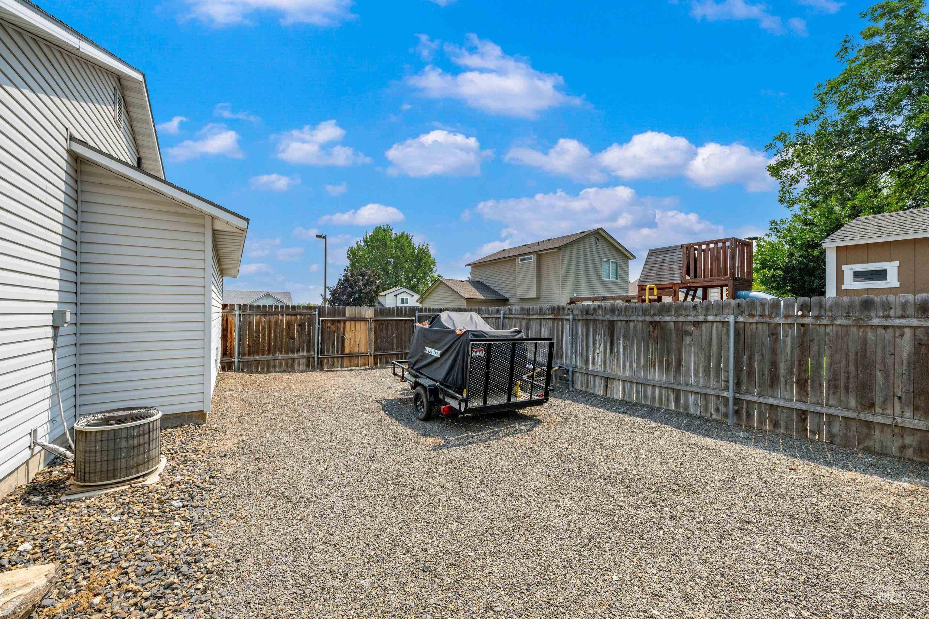 1427 N Antimony Pl, Kuna, Idaho 83634, 3 Bedrooms, 2 Bathrooms, Residential For Sale, Price $389,900, 98997283