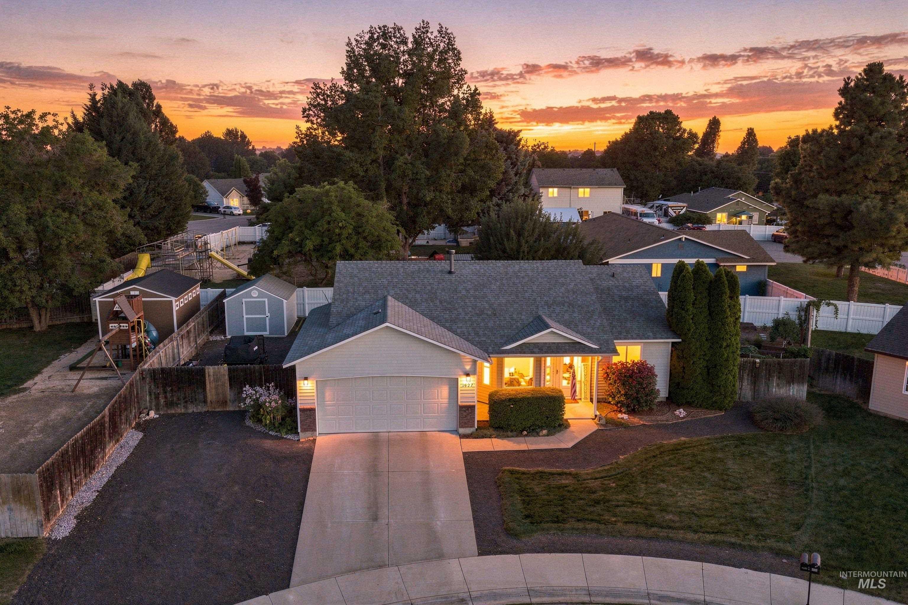1427 N Antimony Pl, Kuna, Idaho 83634, 3 Bedrooms, 2 Bathrooms, Residential For Sale, Price $389,900, 98997283
