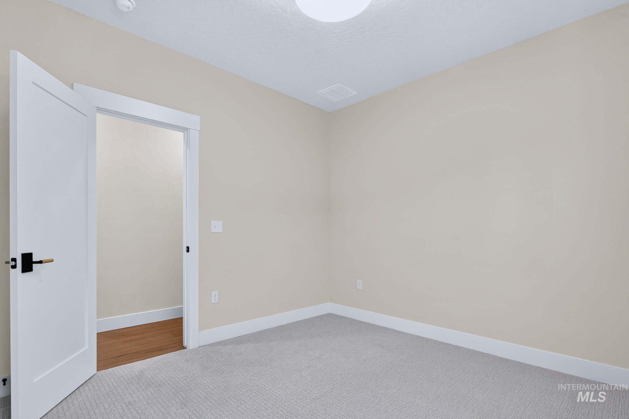 629 W Wrangler, Meridian, Idaho 83646, 3 Bedrooms, 2 Bathrooms, Residential For Sale, Price $560,500, 98997284