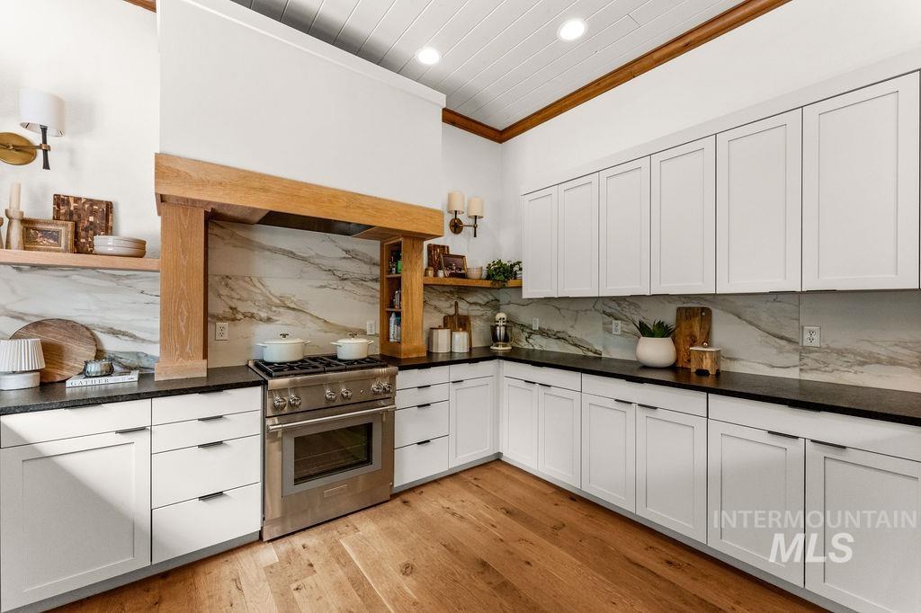 3057 E Nature Dr, Boise, Idaho 83706, 4 Bedrooms, 3 Bathrooms, Residential For Sale, Price $1,850,000,MLS 98997286
