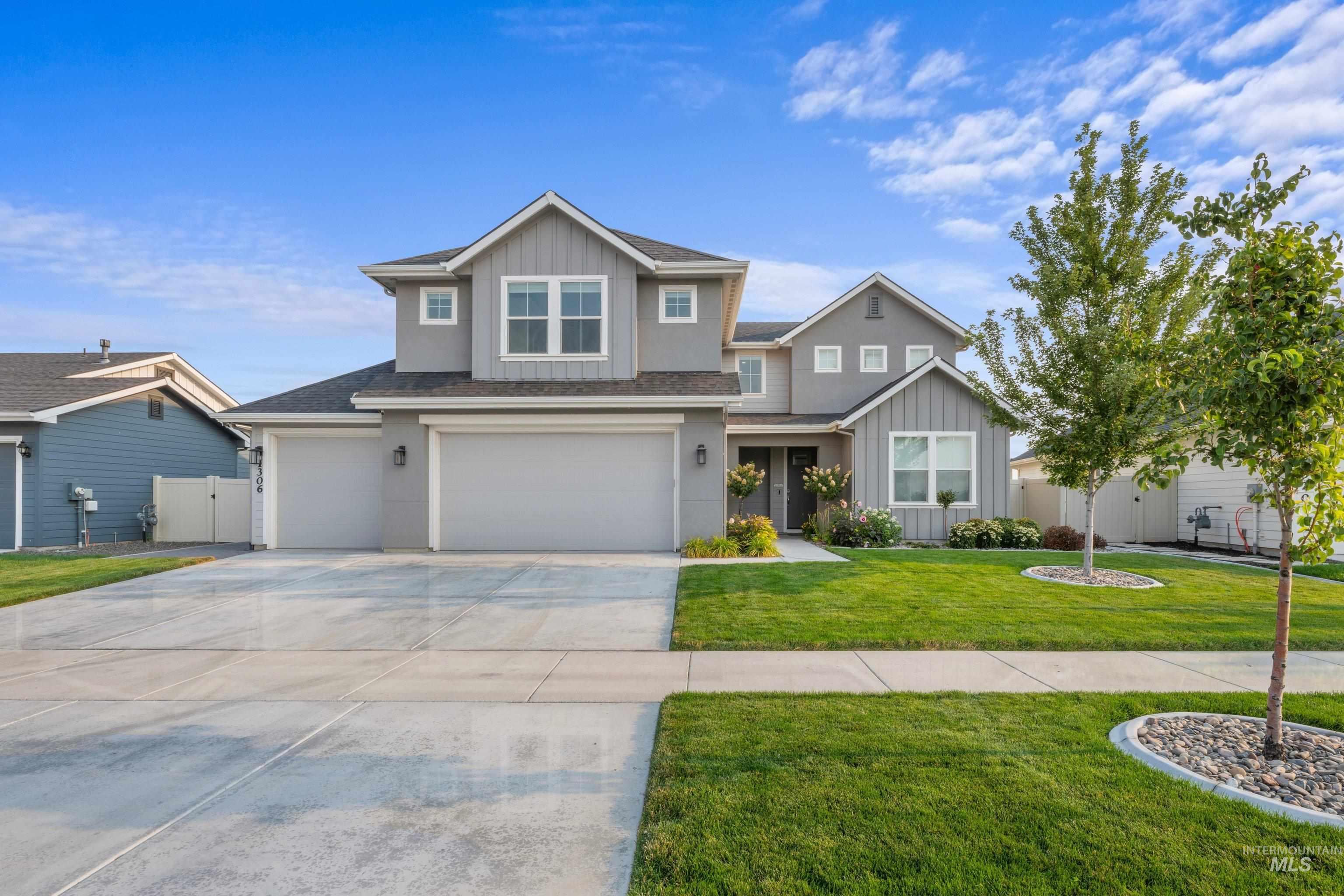 1306 E Sweet Pearl St, Kuna, Idaho 83634, 5 Bedrooms, 4 Bathrooms, Residential For Sale, Price $675,000, 98997288