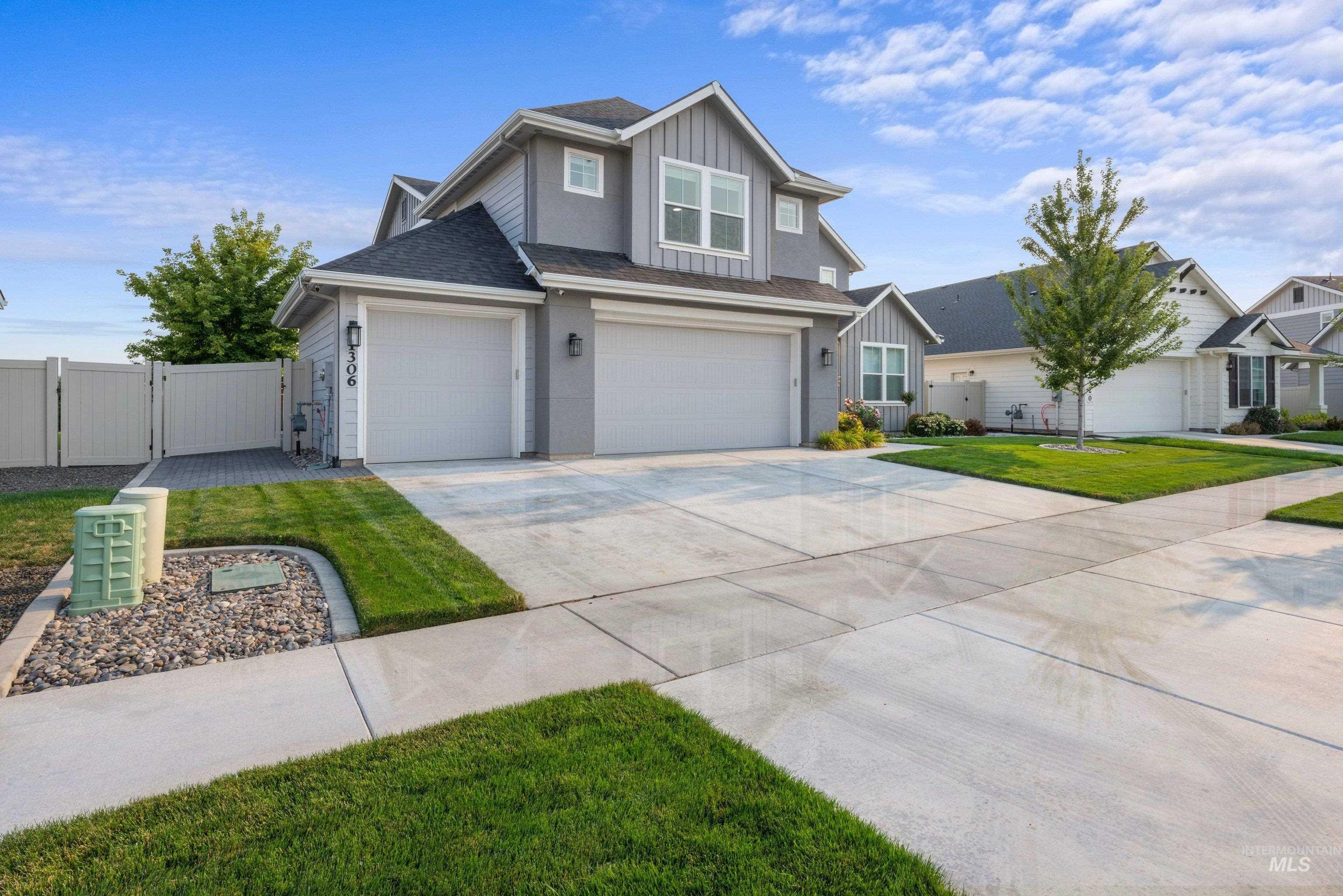 1306 E Sweet Pearl St, Kuna, Idaho 83634, 5 Bedrooms, 4 Bathrooms, Residential For Sale, Price $675,000, 98997288