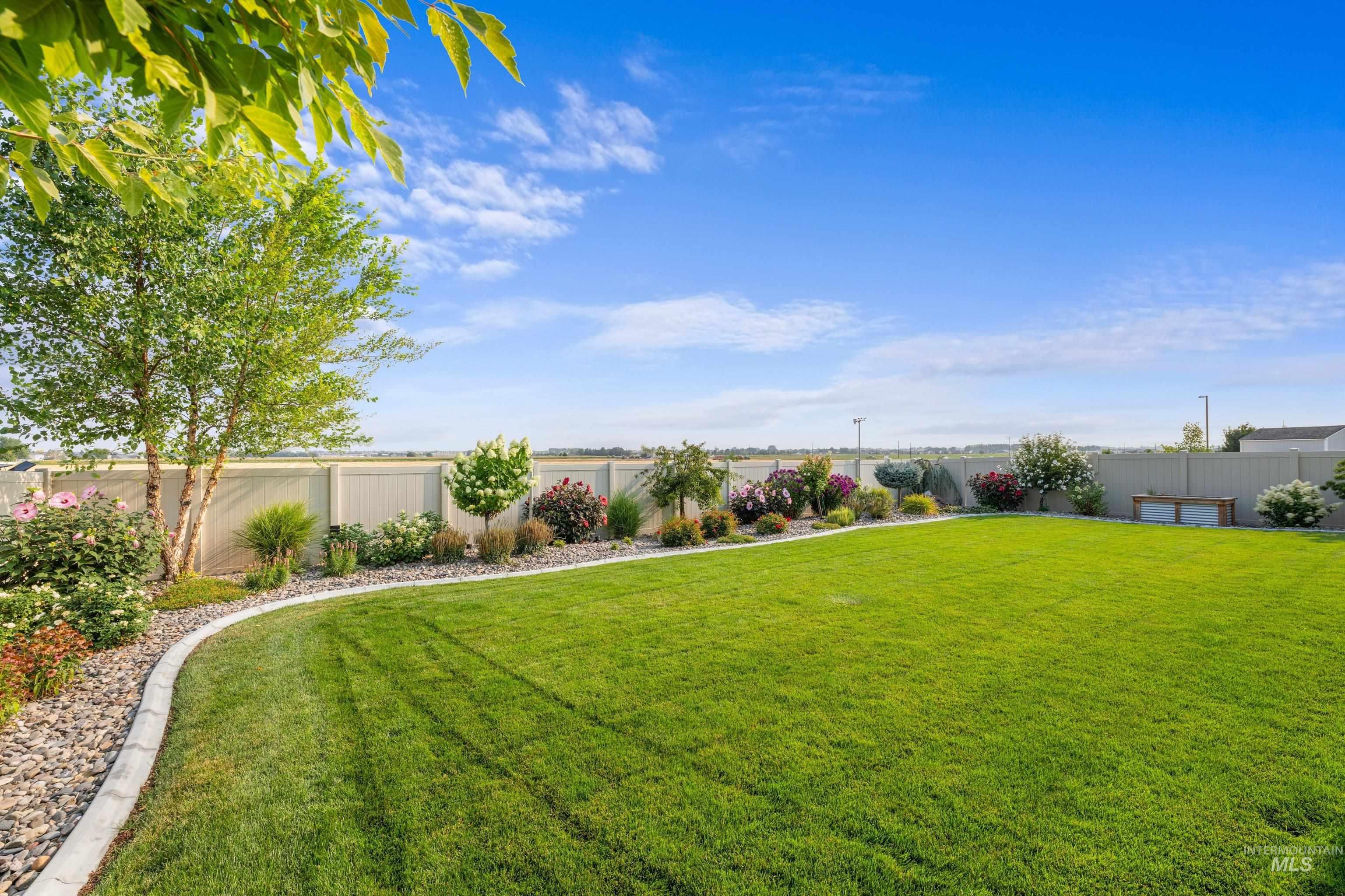 1306 E Sweet Pearl St, Kuna, Idaho 83634, 5 Bedrooms, 4 Bathrooms, Residential For Sale, Price $675,000, 98997288