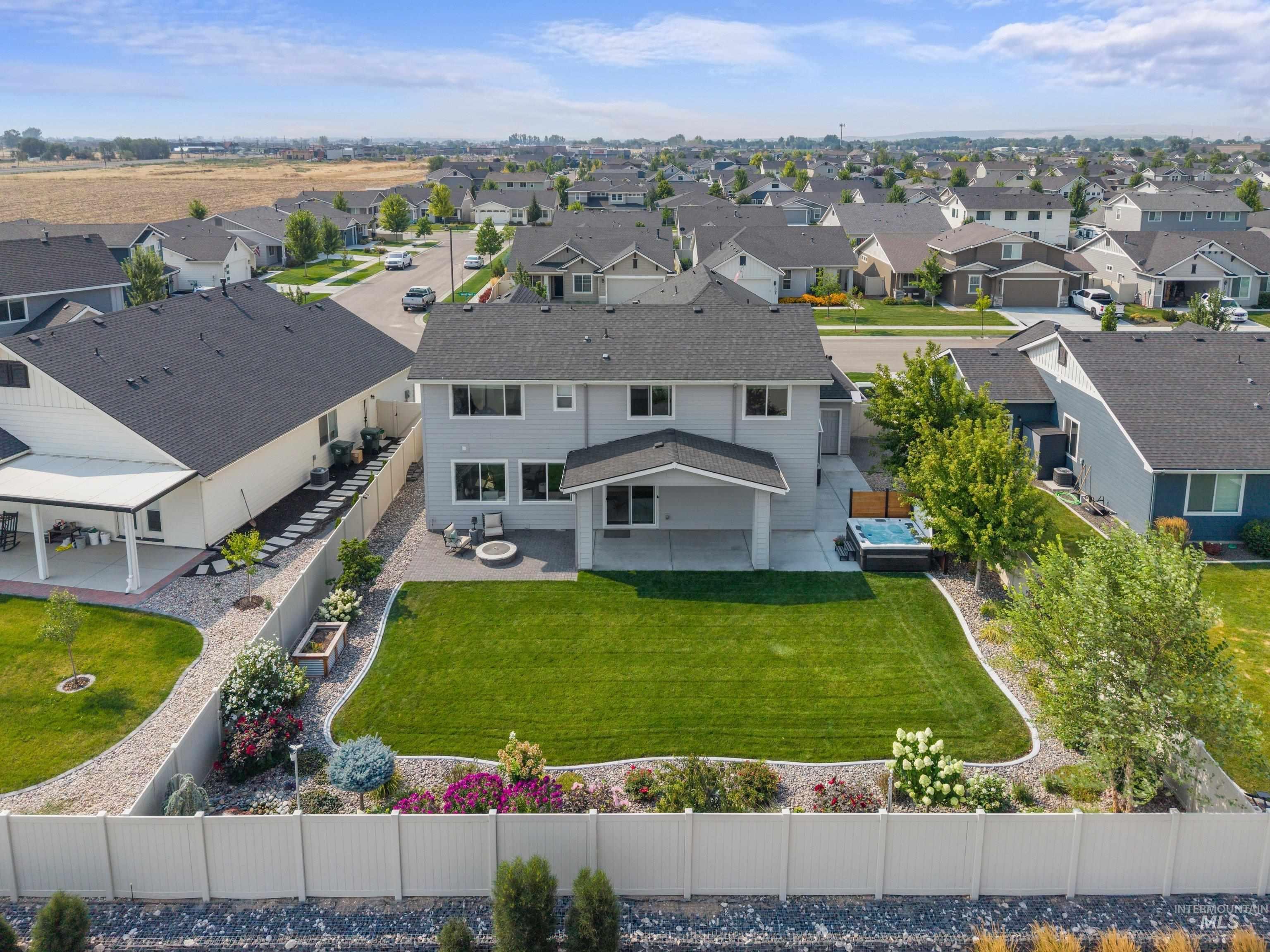 1306 E Sweet Pearl St, Kuna, Idaho 83634, 5 Bedrooms, 4 Bathrooms, Residential For Sale, Price $675,000, 98997288