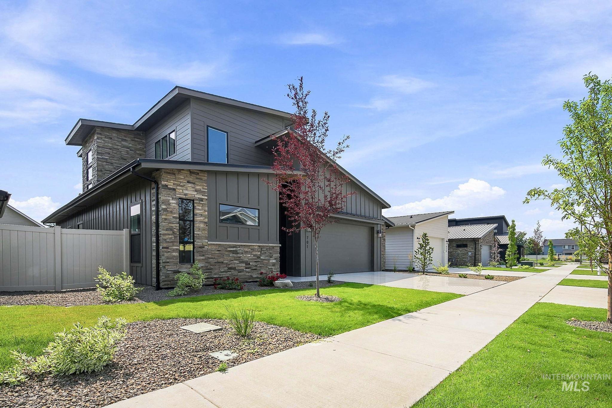 701 W Wrangler, Meridian, Idaho 83646, 4 Bedrooms, 3 Bathrooms, Residential For Sale, Price $849,900, 98997290