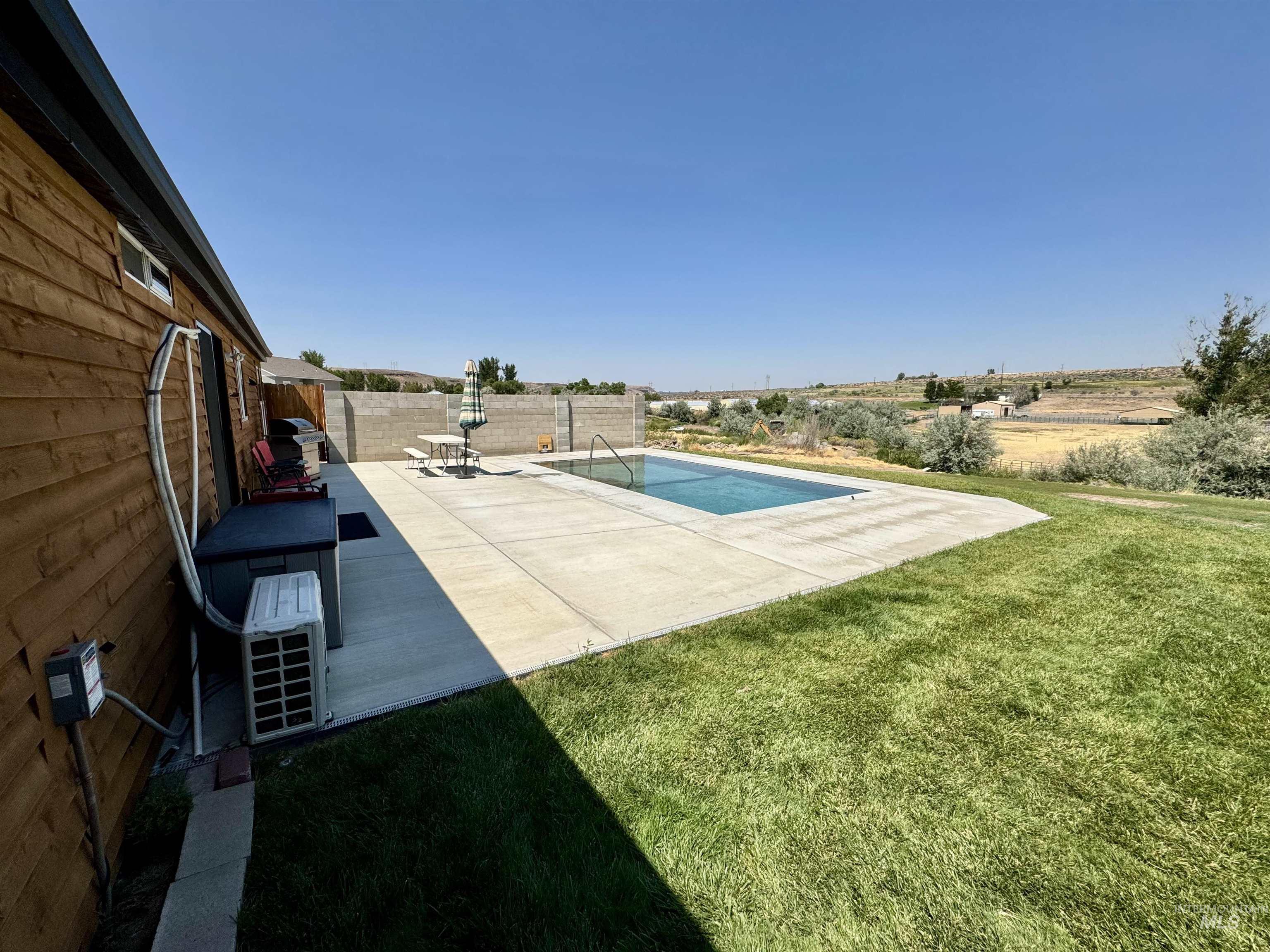 19026 Highway 30, Buhl, Idaho 83316, 3 Bedrooms, 2 Bathrooms, Residential For Sale, Price $495,000,MLS 98997294