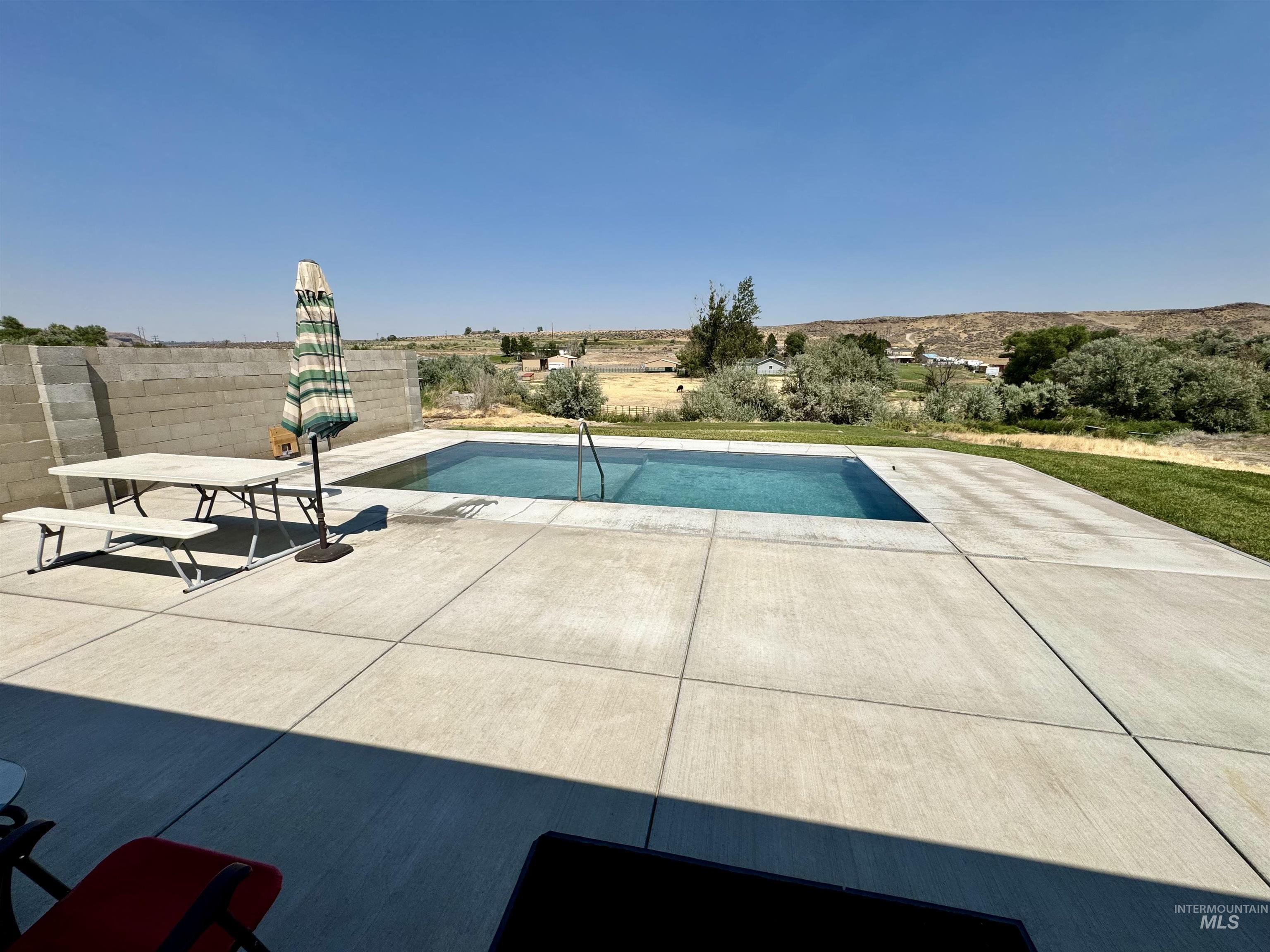 19026 Highway 30, Buhl, Idaho 83316, 3 Bedrooms, 2 Bathrooms, Residential For Sale, Price $495,000,MLS 98997294