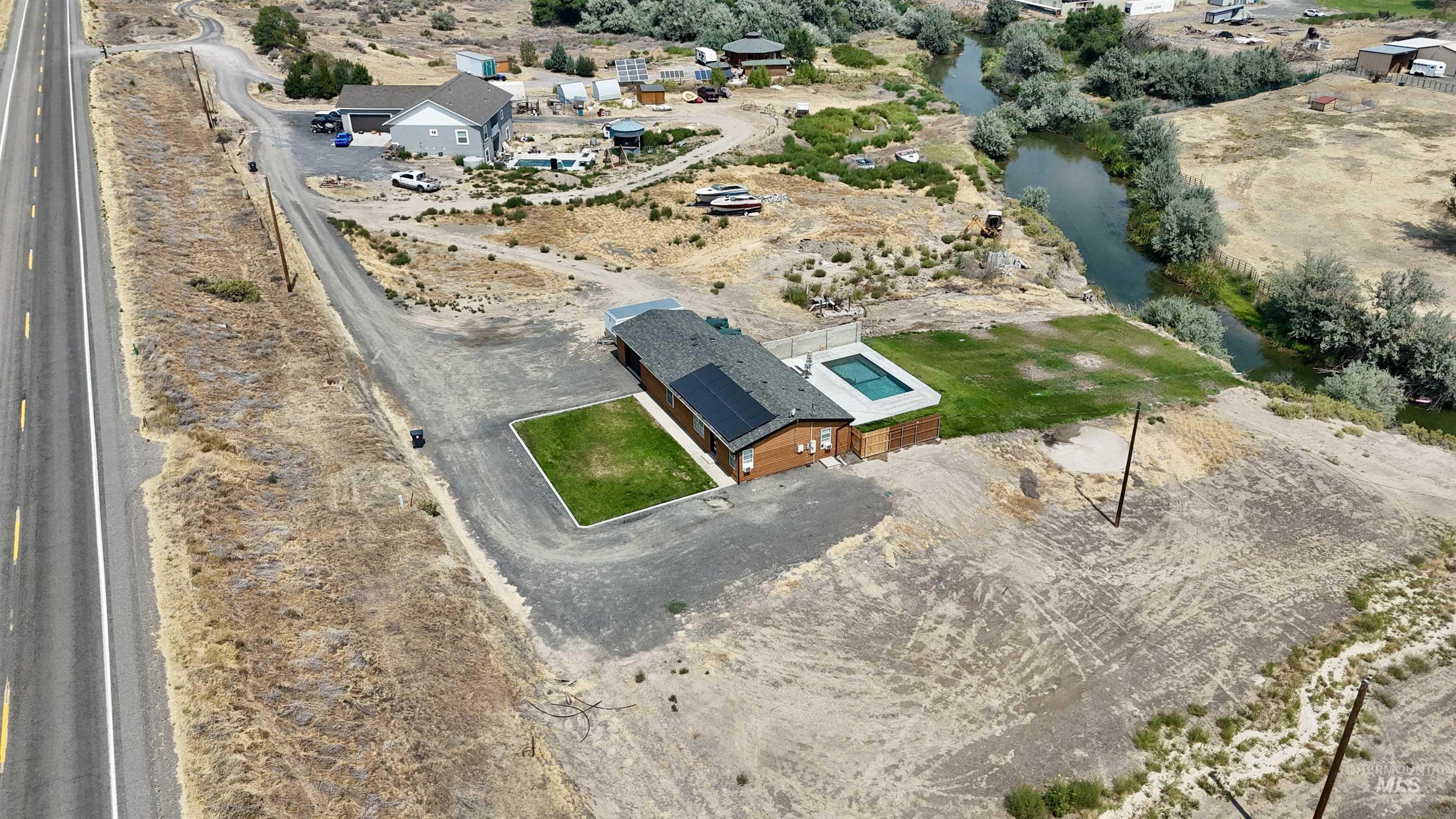 19026 Highway 30, Buhl, Idaho 83316, 3 Bedrooms, 2 Bathrooms, Residential For Sale, Price $495,000,MLS 98997294