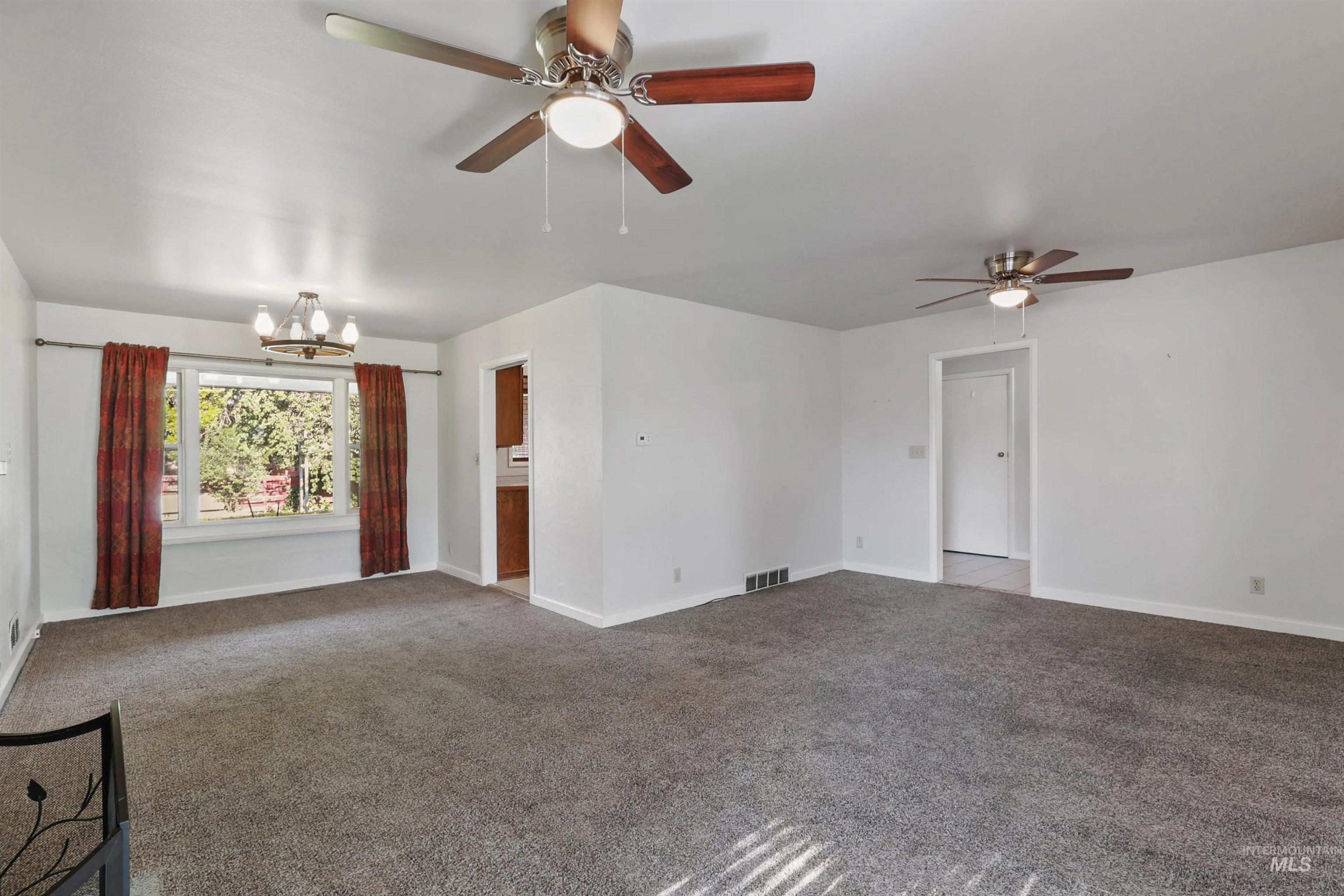 604 Monte Vista, Twin Falls, Idaho 83301, 2 Bedrooms, 2 Bathrooms, Residential For Sale, Price $334,999, 98997296