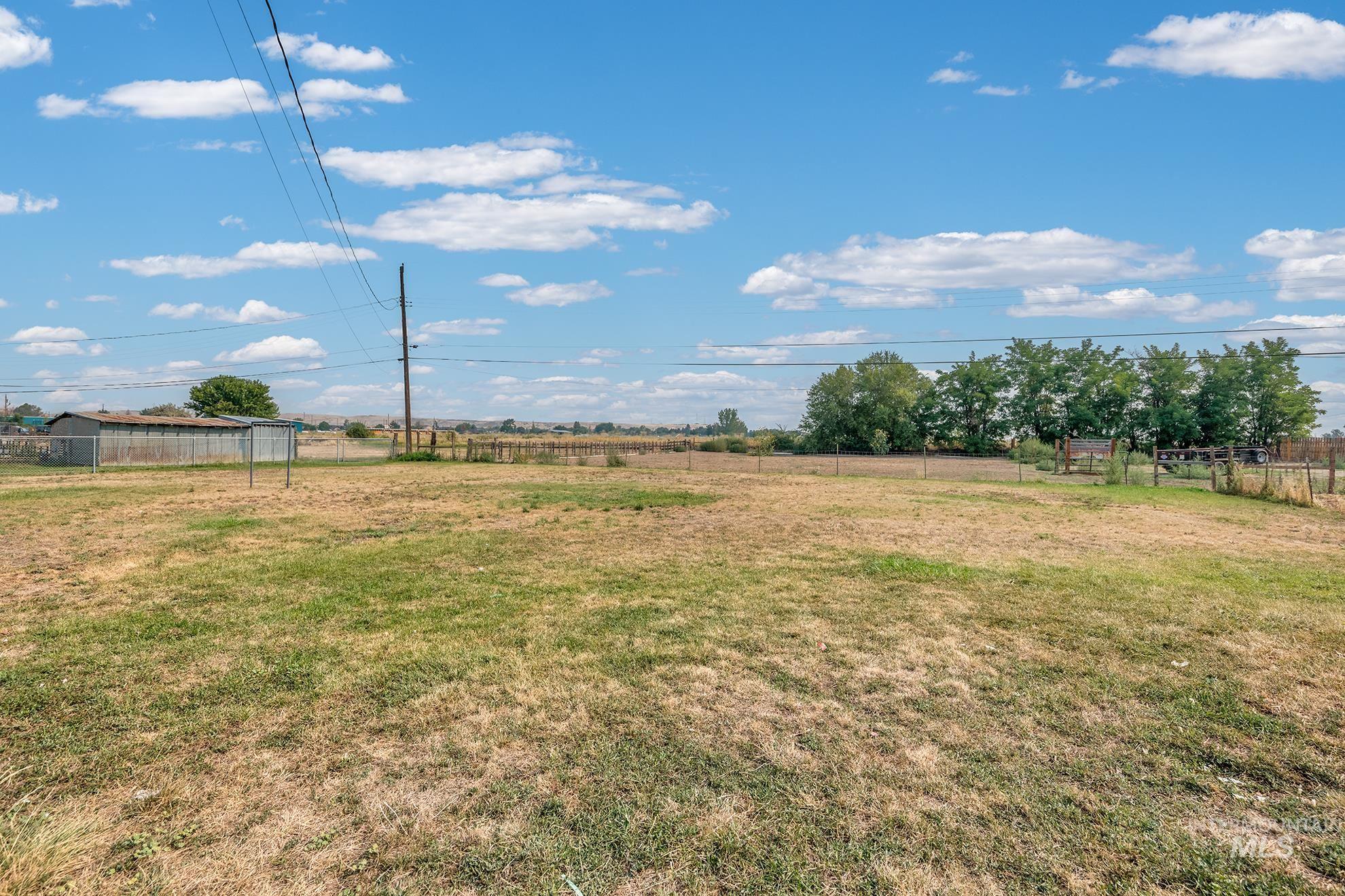 1707 Baker Ln, Payette, Idaho 83661, 4 Bedrooms, 2 Bathrooms, Residential For Sale, Price $407,200,MLS 98997297