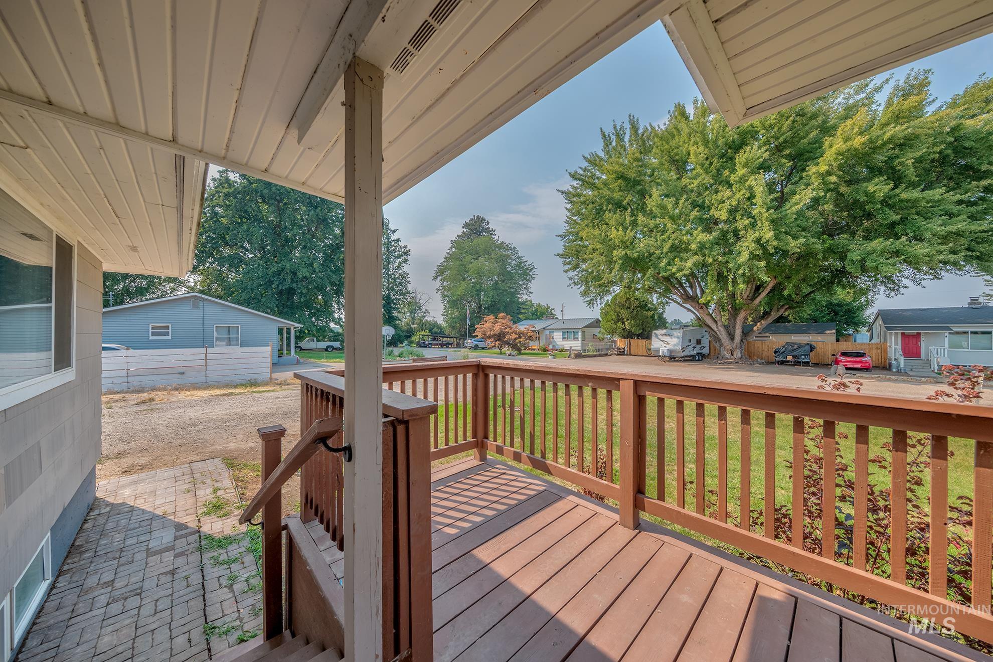 1707 Baker Ln, Payette, Idaho 83661, 4 Bedrooms, 2 Bathrooms, Residential For Sale, Price $407,200,MLS 98997297