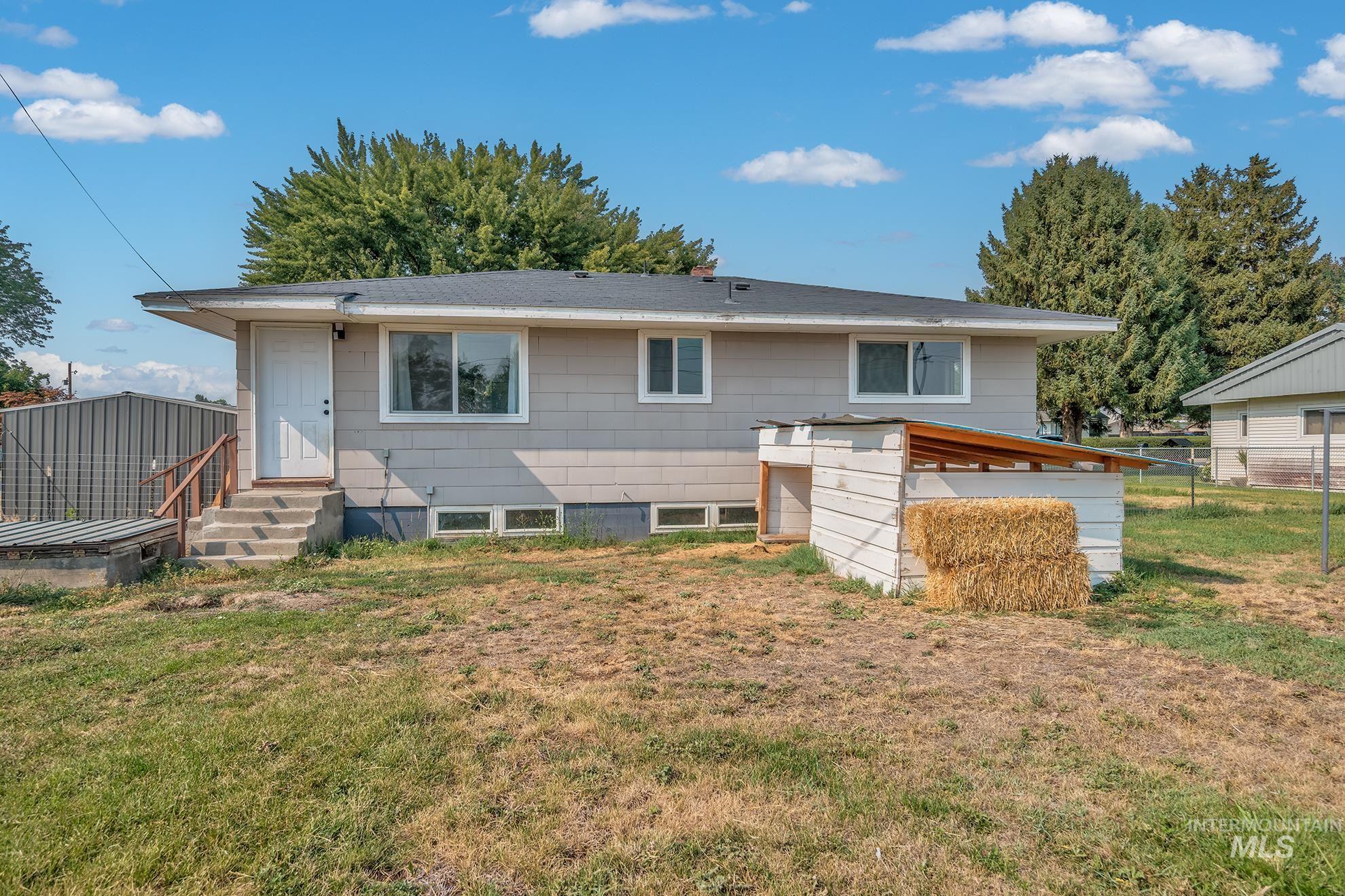 1707 Baker Ln, Payette, Idaho 83661, 4 Bedrooms, 2 Bathrooms, Residential For Sale, Price $407,200,MLS 98997297