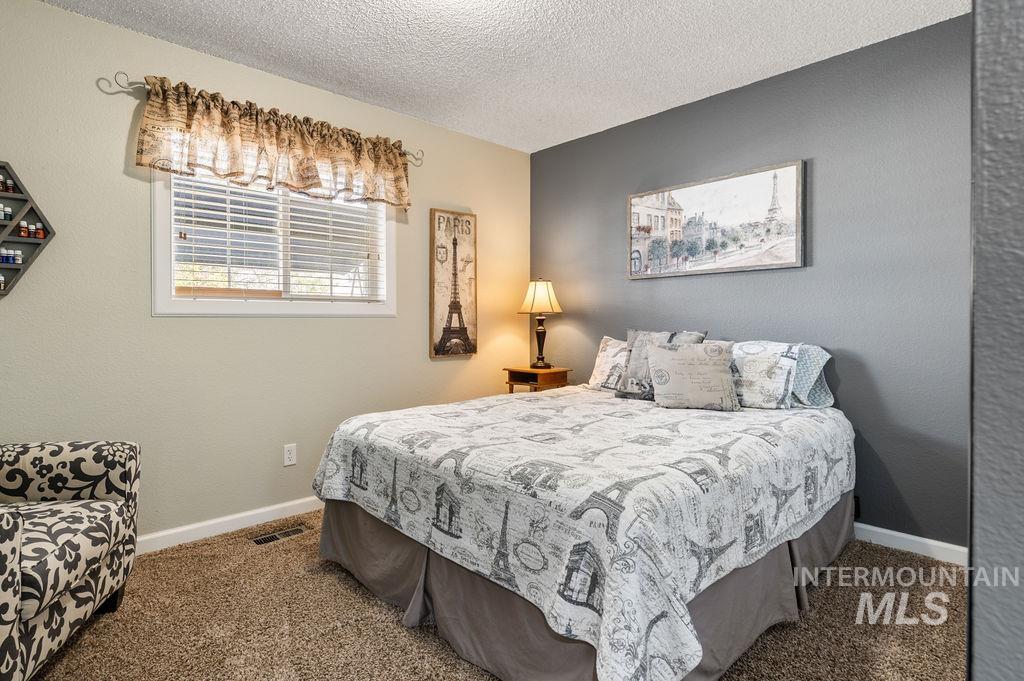 2212 10th Avenue, Clarkston, Washington 99403, 3 Bedrooms, 2 Bathrooms, Residential For Sale, Price $419,500,MLS 98997298