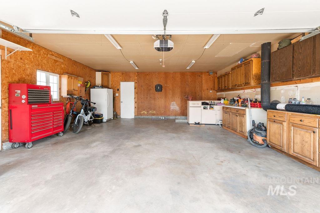 2212 10th Avenue, Clarkston, Washington 99403, 3 Bedrooms, 2 Bathrooms, Residential For Sale, Price $419,500,MLS 98997298