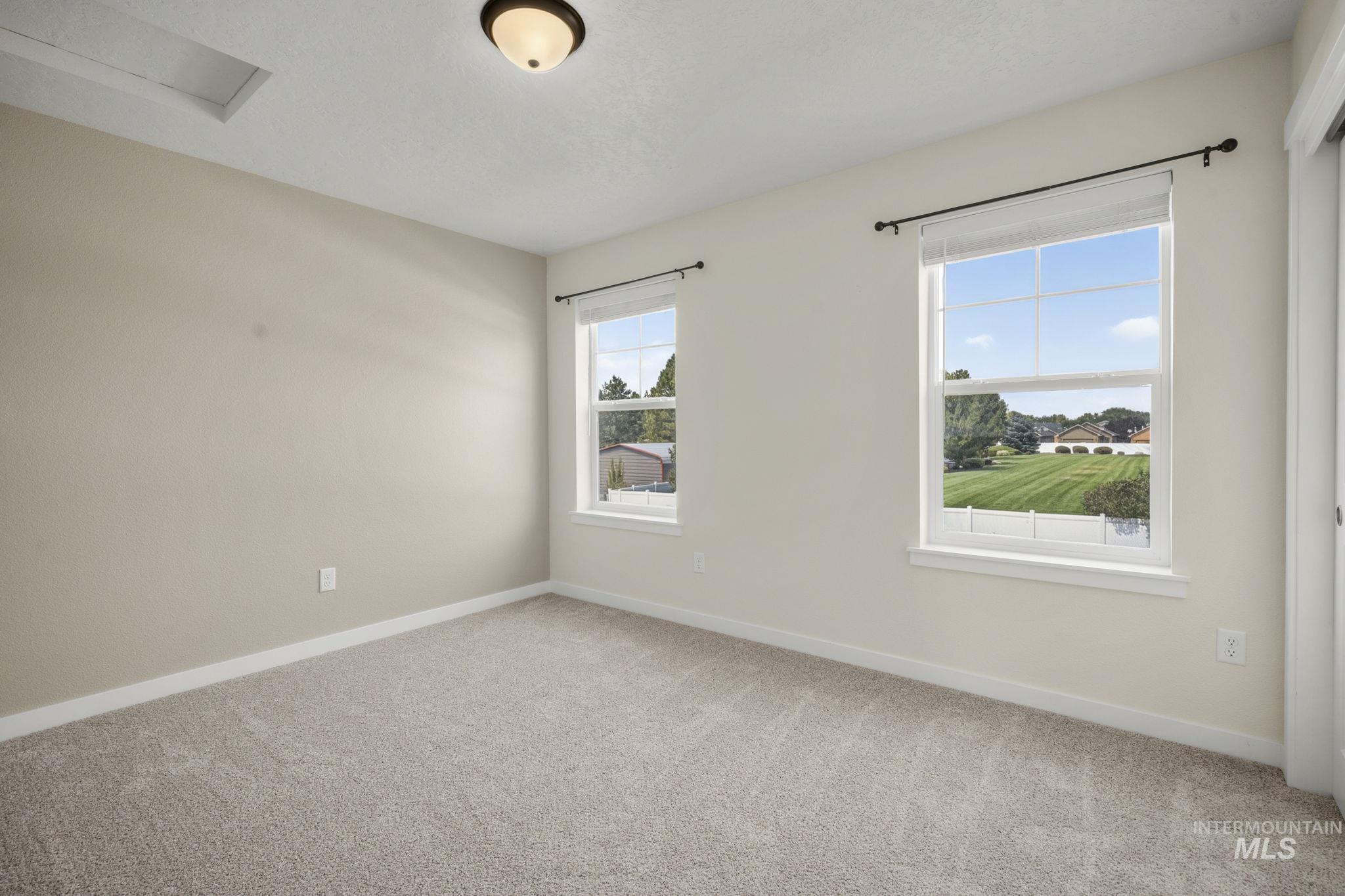 5855 S Carlburg Ln, Boise, Idaho 83709, 2 Bedrooms, 2.5 Bathrooms, Residential For Sale, Price $325,000, 98997300