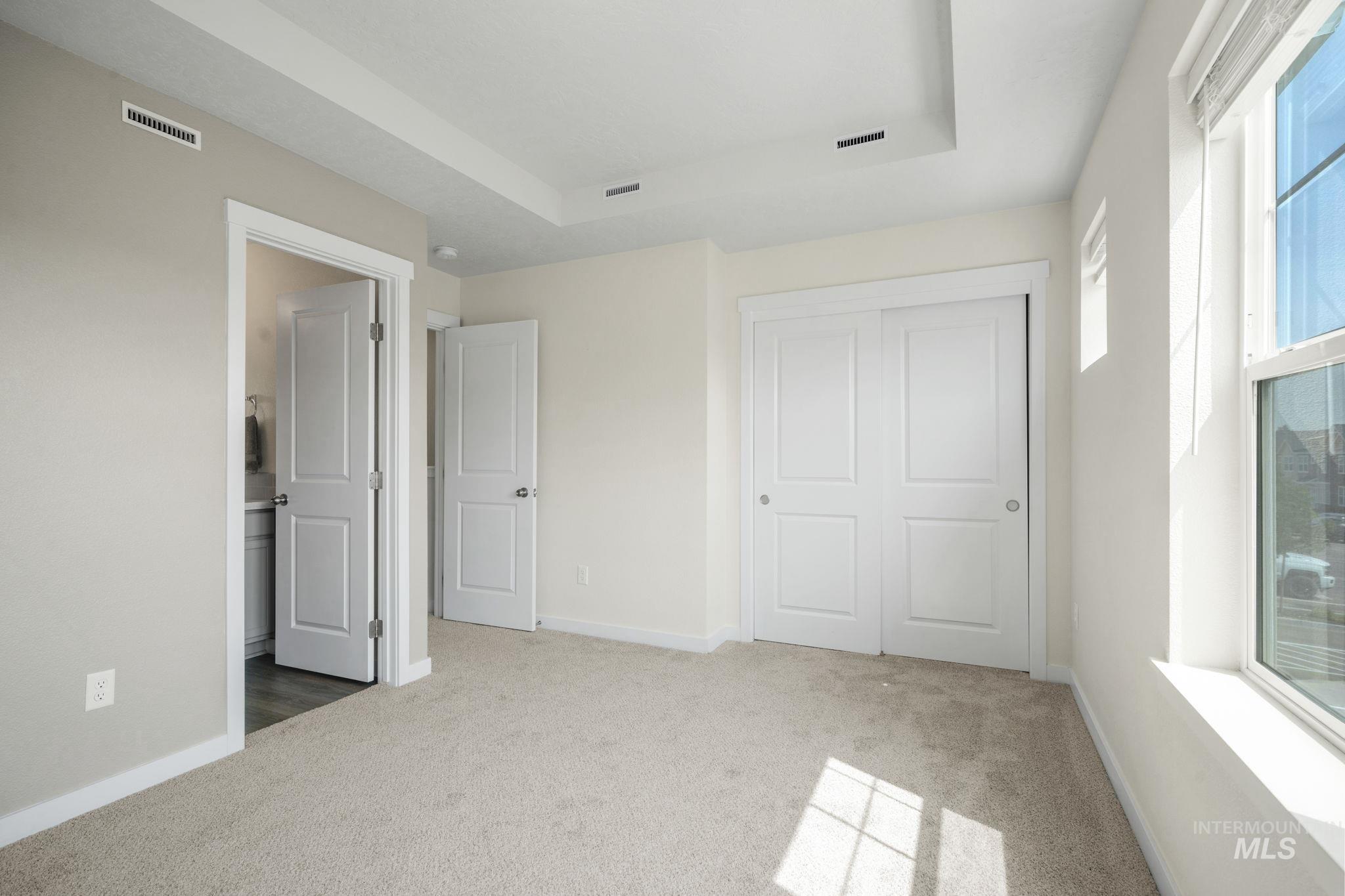 5855 S Carlburg Ln, Boise, Idaho 83709, 2 Bedrooms, 2.5 Bathrooms, Residential For Sale, Price $325,000, 98997300