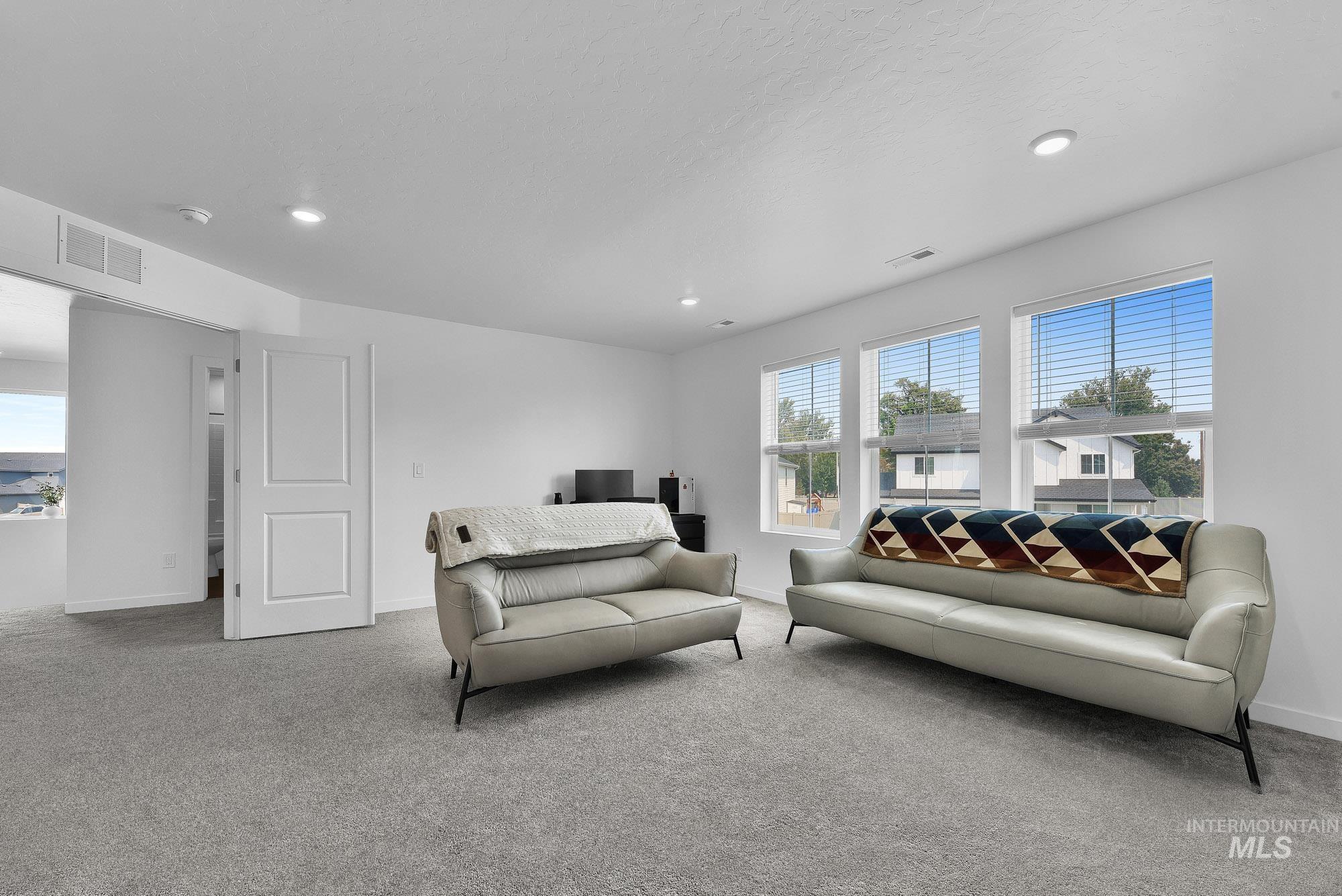 18227 N Rain Dance Way, Nampa, Idaho 83687, 5 Bedrooms, 3 Bathrooms, Residential For Sale, Price $549,900,MLS 98997301