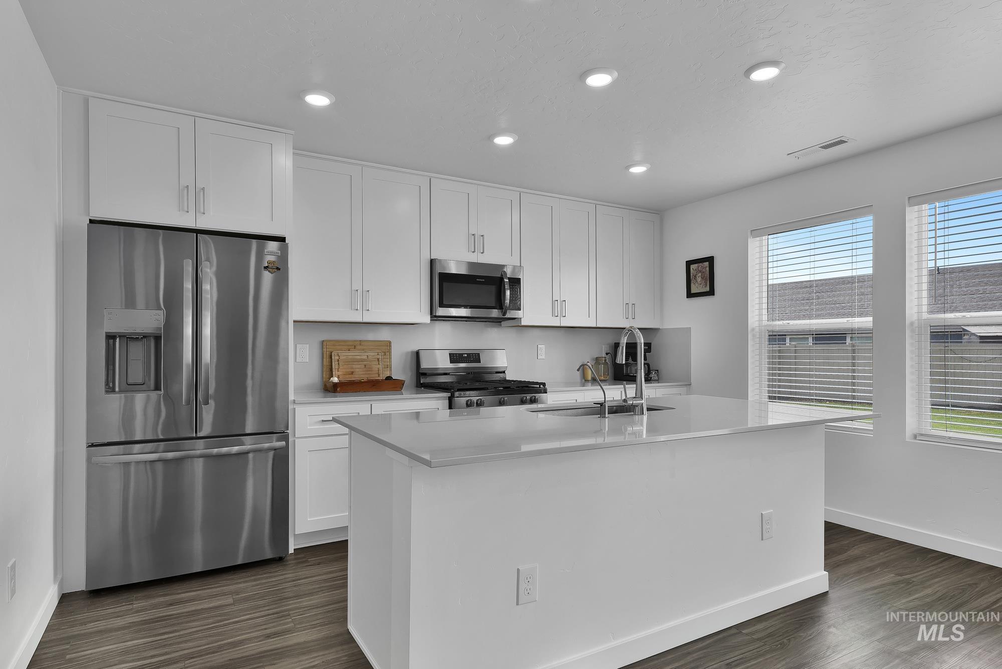 18227 N Rain Dance Way, Nampa, Idaho 83687, 5 Bedrooms, 3 Bathrooms, Residential For Sale, Price $549,900,MLS 98997301