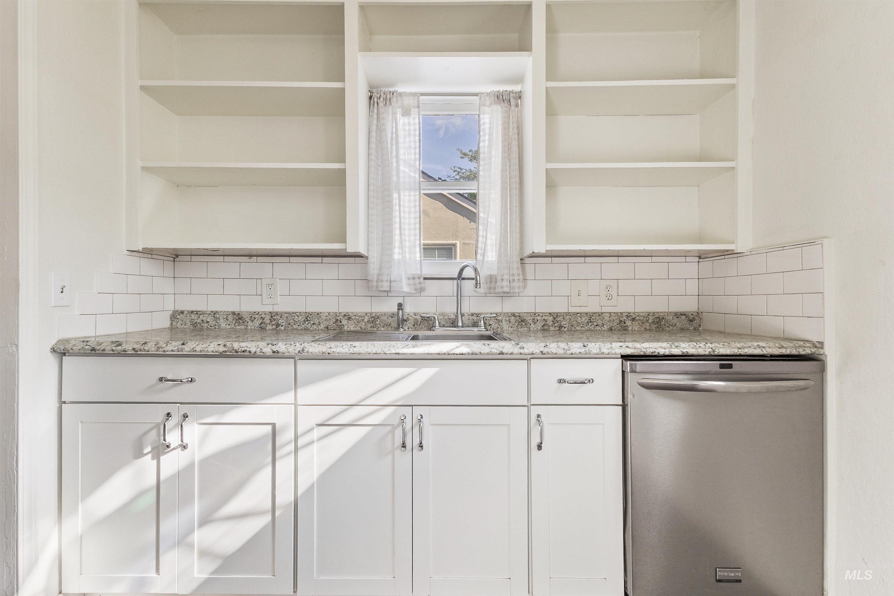1525 S Longmont Ave, Boise, Idaho 83706, 2 Bedrooms, 1 Bathroom, Residential For Sale, Price $449,900,MLS 98997302