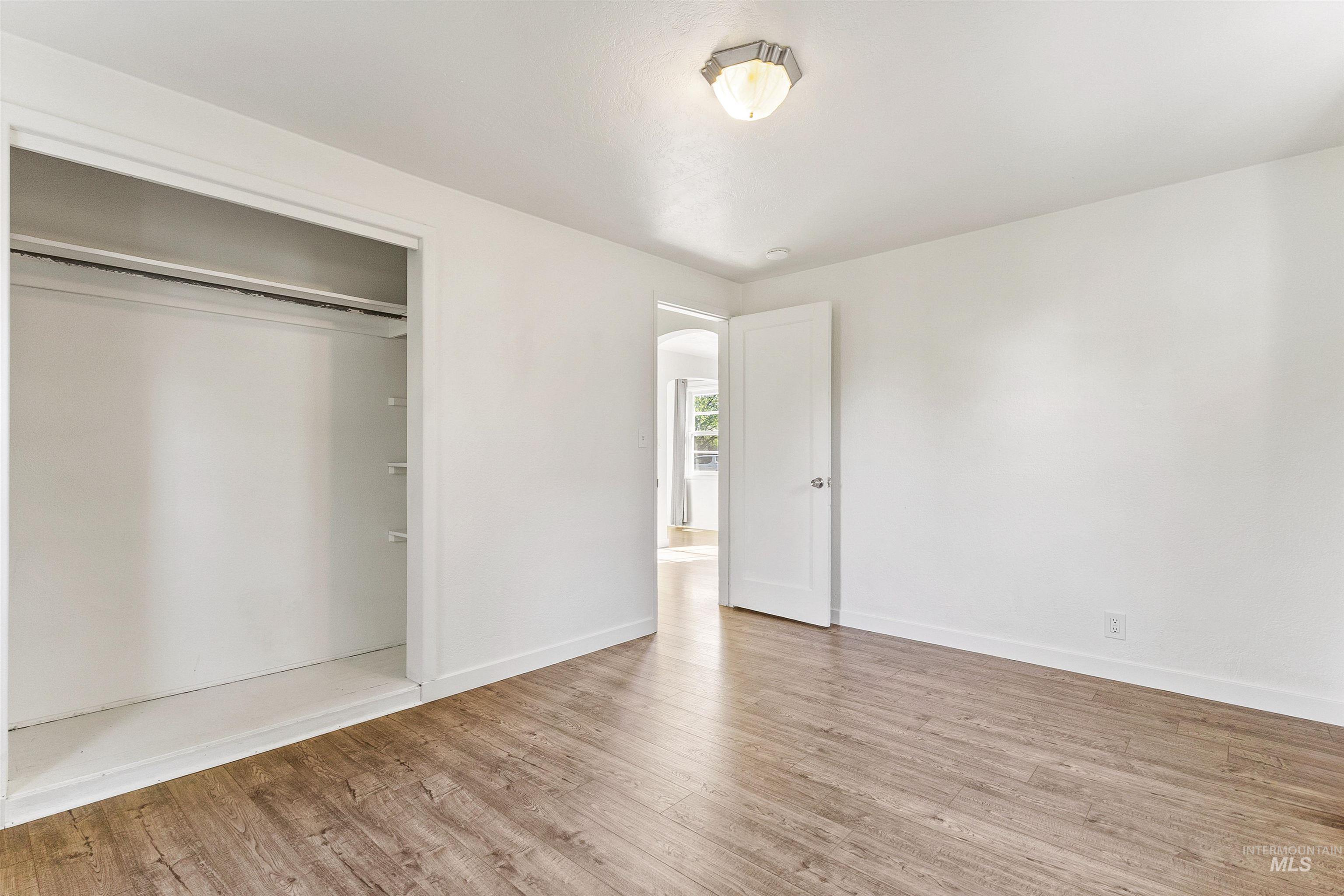 1525 S Longmont Ave, Boise, Idaho 83706, 2 Bedrooms, 1 Bathroom, Residential For Sale, Price $449,900,MLS 98997302