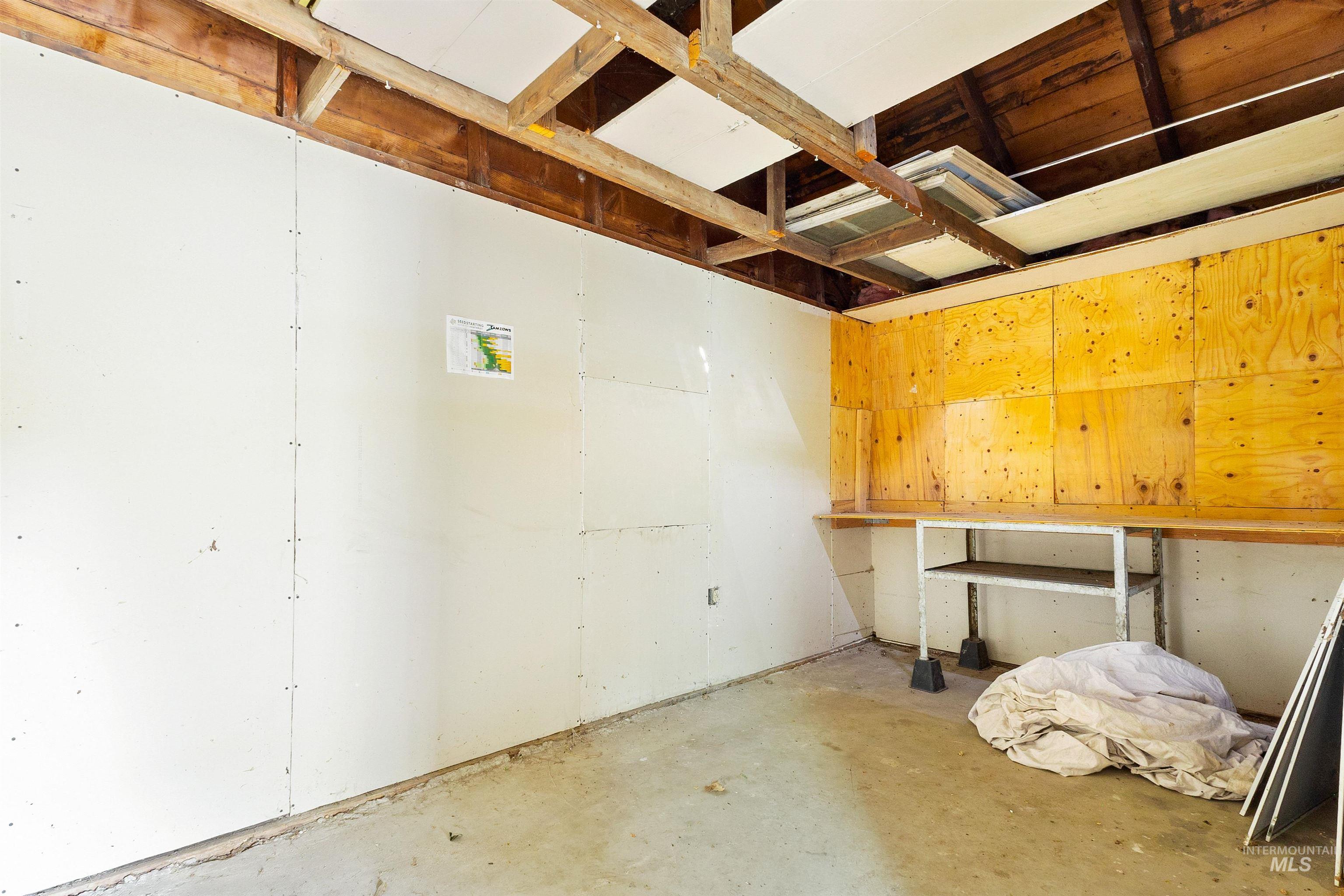 1525 S Longmont Ave, Boise, Idaho 83706, 2 Bedrooms, 1 Bathroom, Residential For Sale, Price $449,900,MLS 98997302