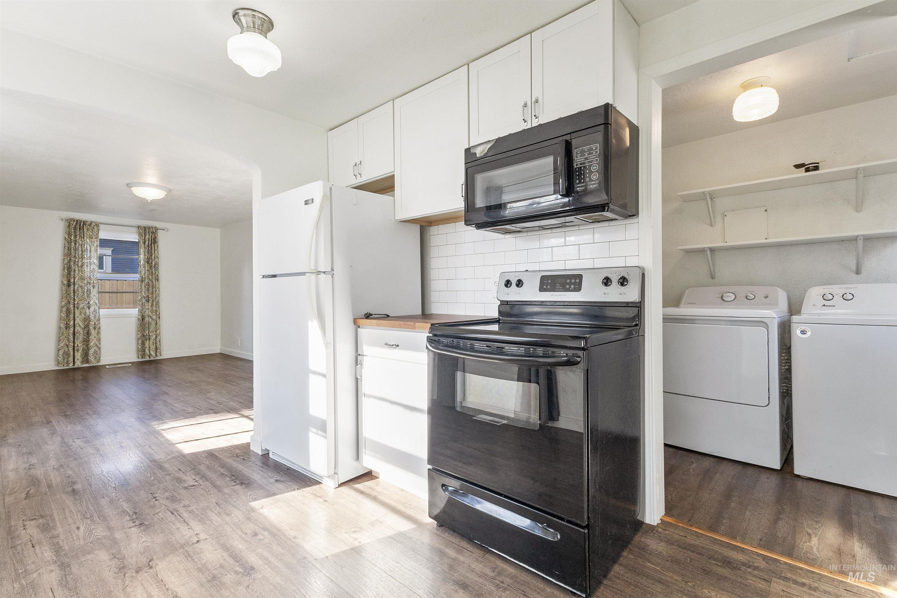 1525 S Longmont Ave, Boise, Idaho 83706, 2 Bedrooms, 1 Bathroom, Residential For Sale, Price $449,900,MLS 98997302