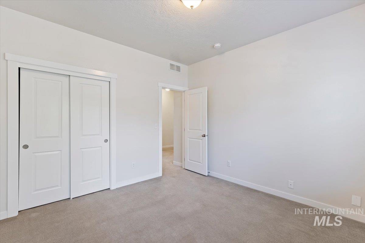 1496 E Strauss, Meridian, Idaho 83646, 4 Bedrooms, 2 Bathrooms, Residential For Sale, Price $589,900,MLS 98997305