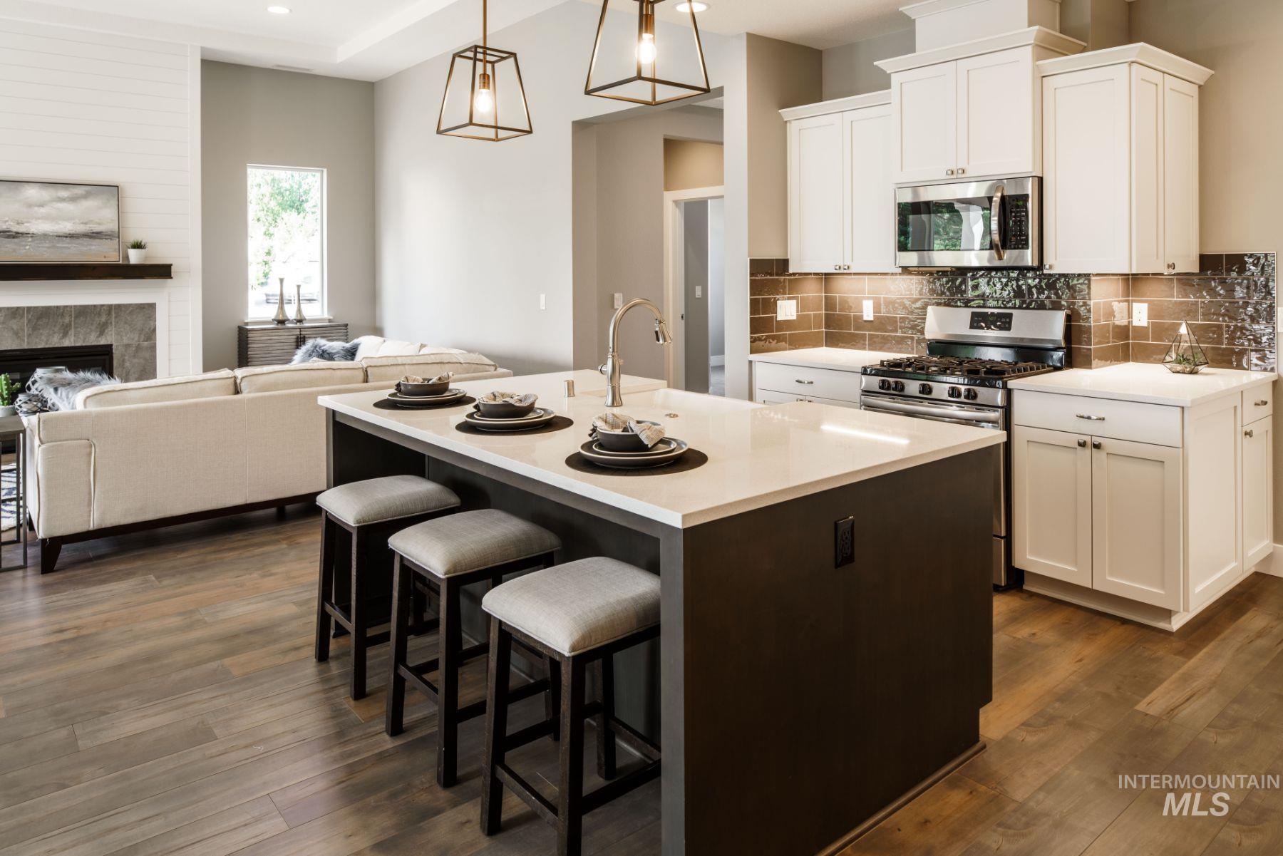 6138 N Arctic Fox Way, Meridian, Idaho 83646, 3 Bedrooms, 2 Bathrooms, Residential For Sale, Price $632,000,MLS 98997306