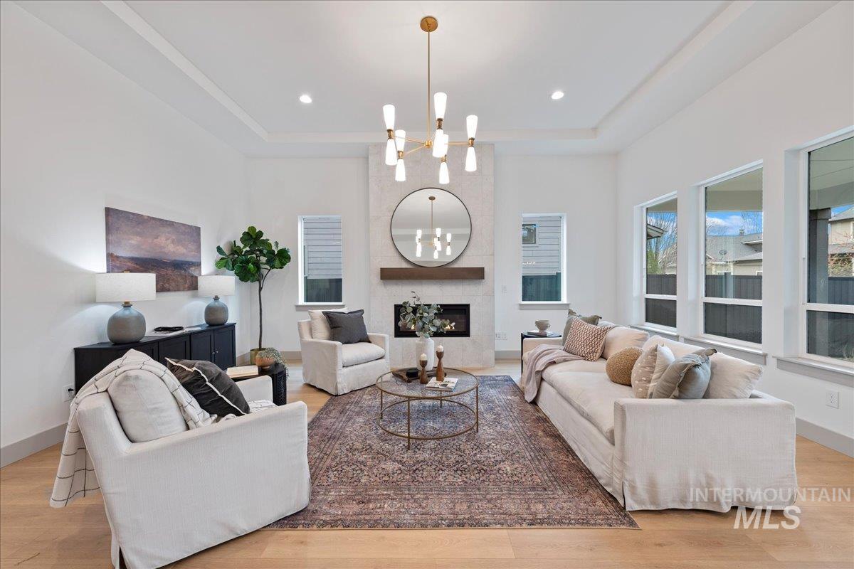 6070 N Arctic Fox, Meridian, Idaho 83646, 3 Bedrooms, 2 Bathrooms, Residential For Sale, Price $642,000,MLS 98997307