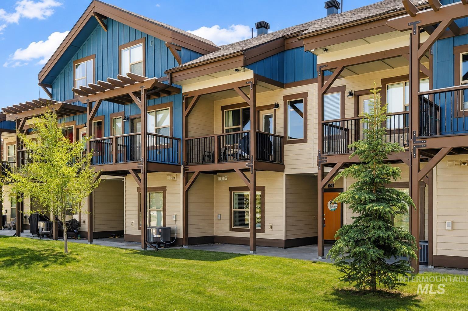 109 Broken Pine Lane, McCall, Idaho 83638, 3 Bedrooms, 3 Bathrooms, Residential For Sale, Price $529,900,MLS 98997315