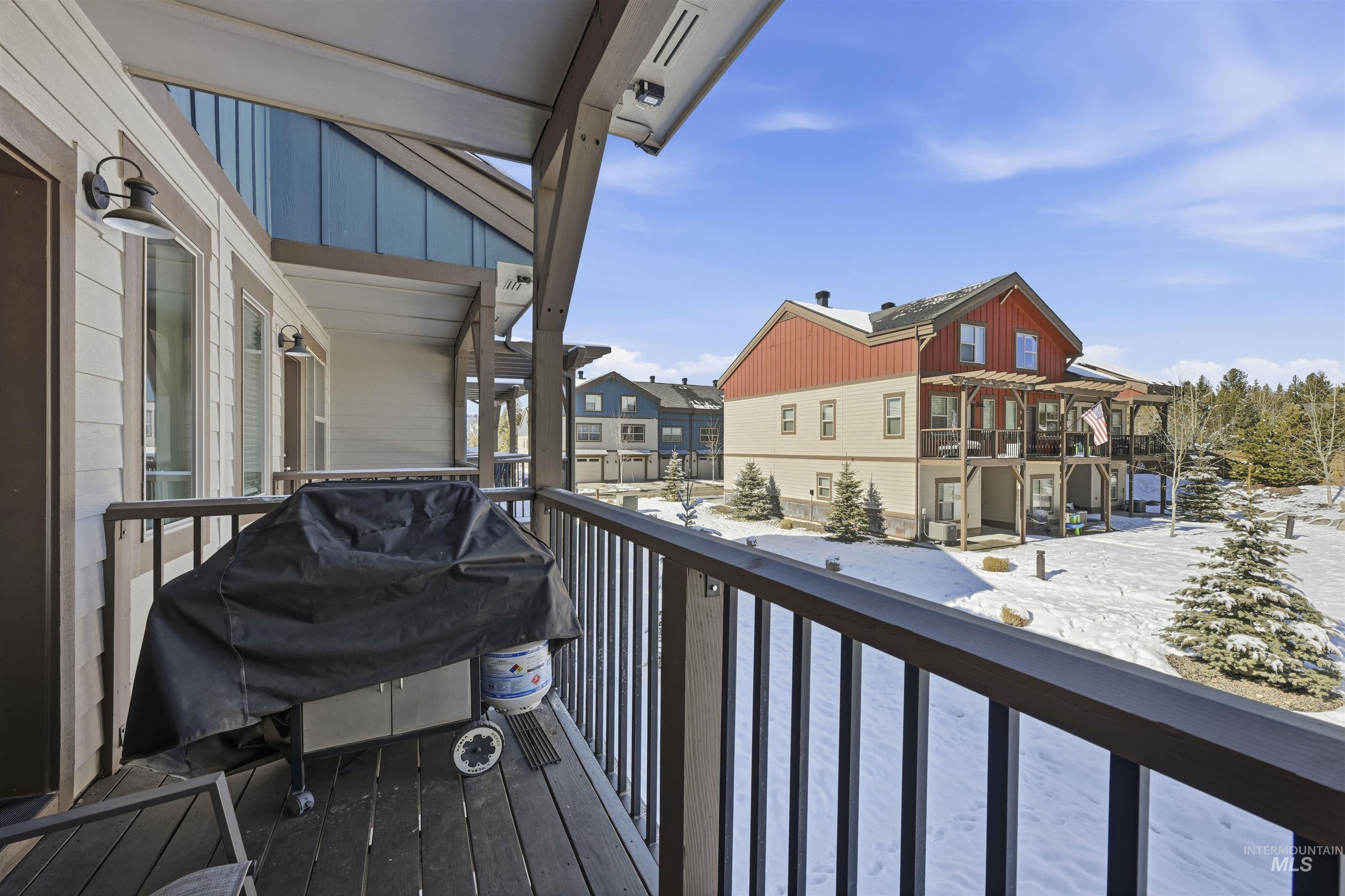 109 Broken Pine Lane, McCall, Idaho 83638, 3 Bedrooms, 3 Bathrooms, Residential For Sale, Price $529,900,MLS 98997315