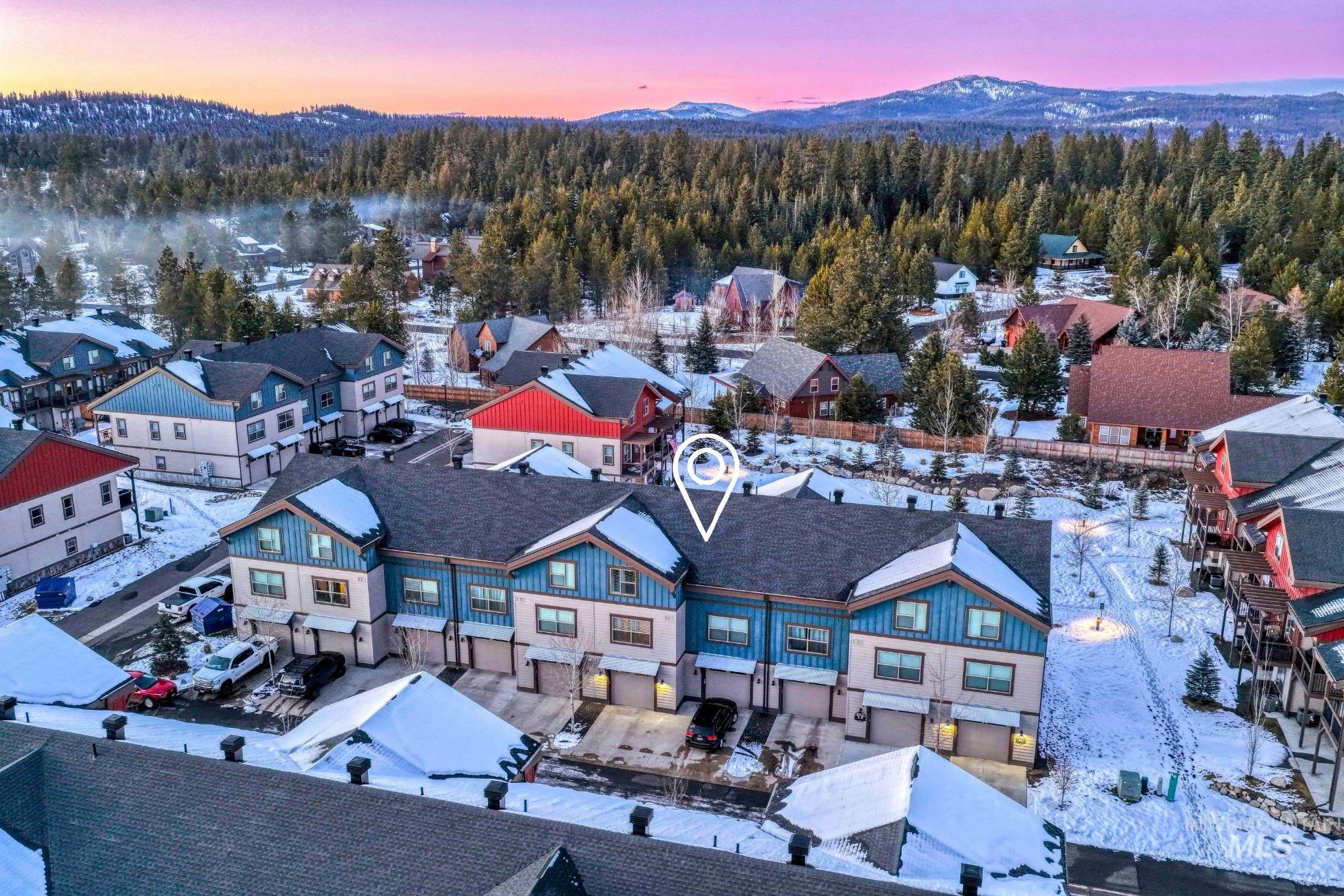 109 Broken Pine Lane, McCall, Idaho 83638, 3 Bedrooms, 3 Bathrooms, Residential For Sale, Price $529,900,MLS 98997315