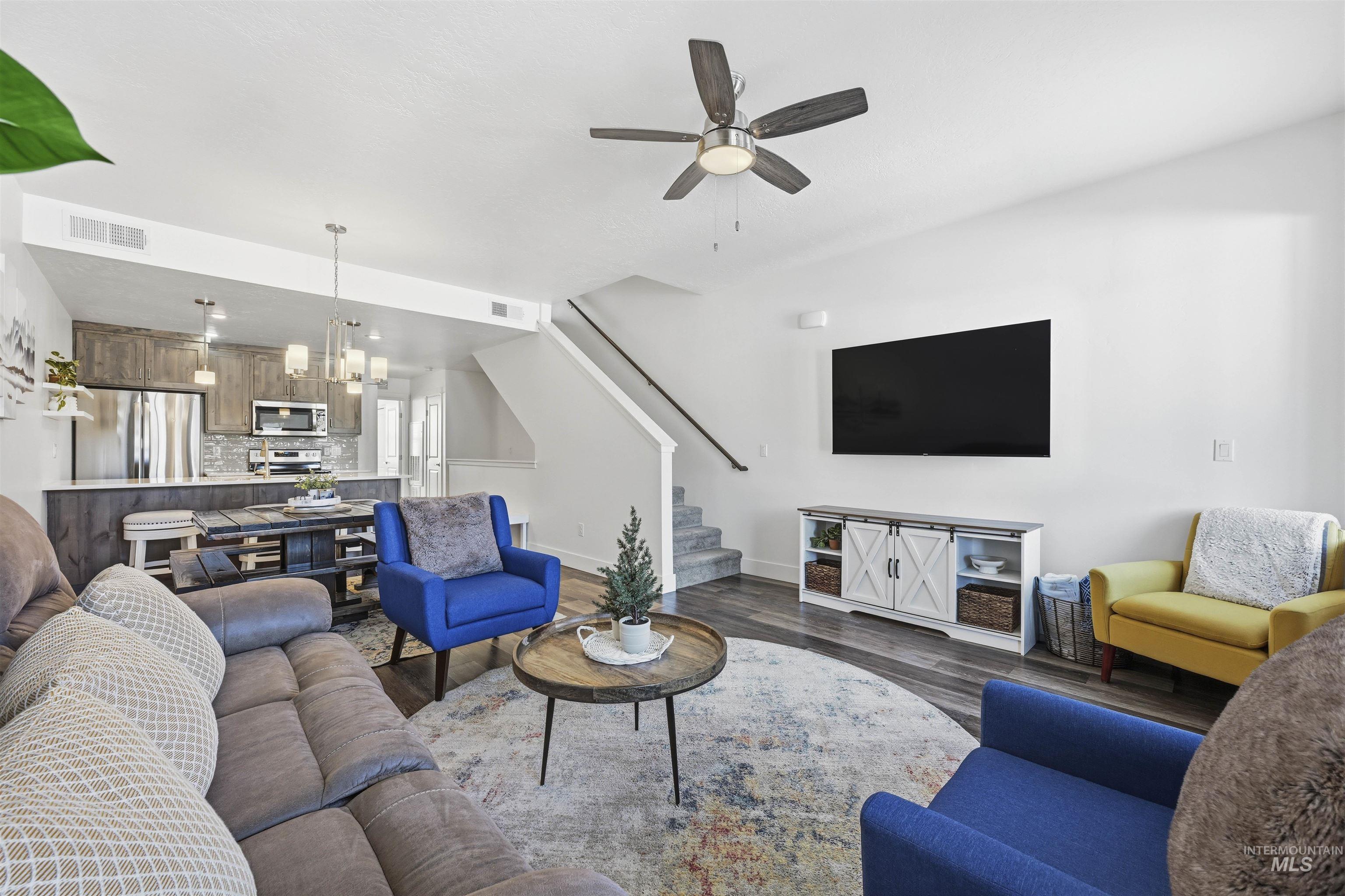 109 Broken Pine Lane, McCall, Idaho 83638, 3 Bedrooms, 3 Bathrooms, Residential For Sale, Price $529,900,MLS 98997315