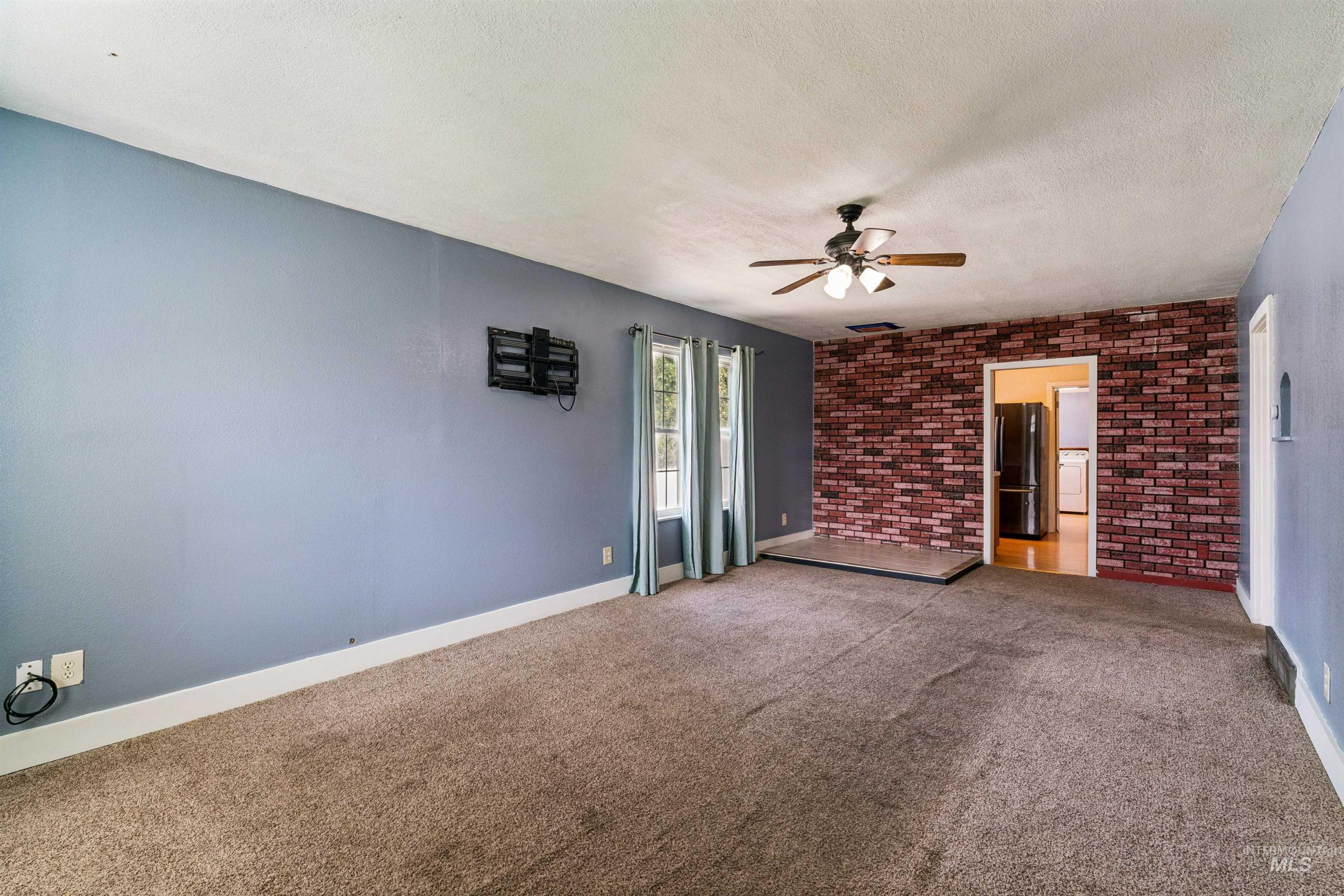 220 Lone Star Road, Nampa, Idaho 83651, 2 Bedrooms, 1 Bathroom, Residential For Sale, Price $335,000, 98997316