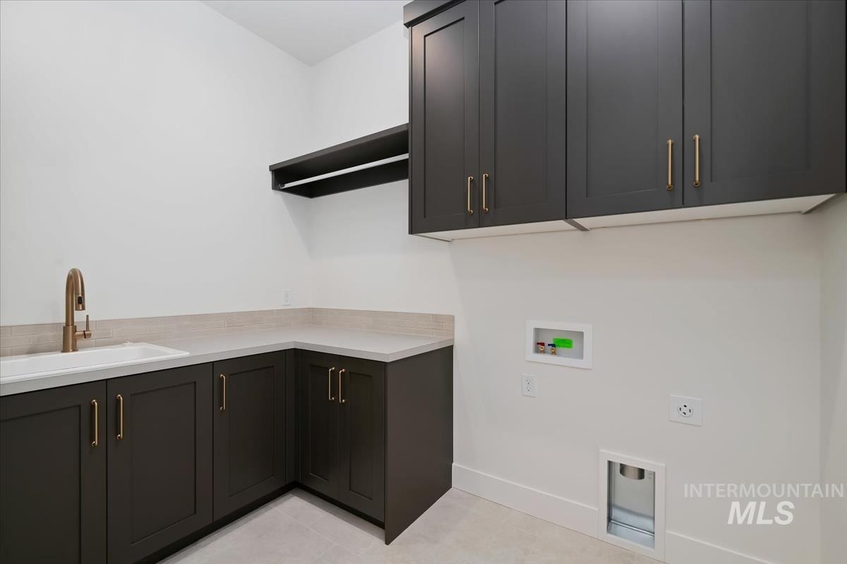 5903 S Apex Ave, Meridian, Idaho 83642, 3 Bedrooms, 2.5 Bathrooms, Residential For Sale, Price $714,900,MLS 98997317