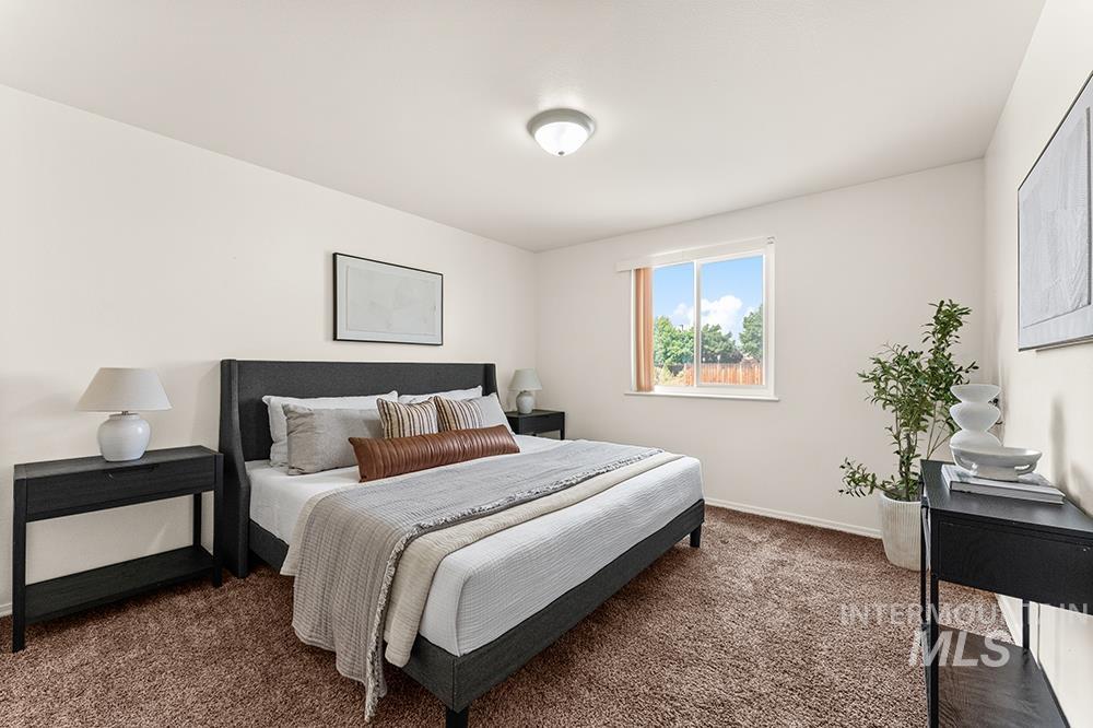 2555 W Malad St, Boise, Idaho 83705, 2 Bedrooms, 1 Bathroom, Residential Income For Sale, Price $900,000,MLS 98997318