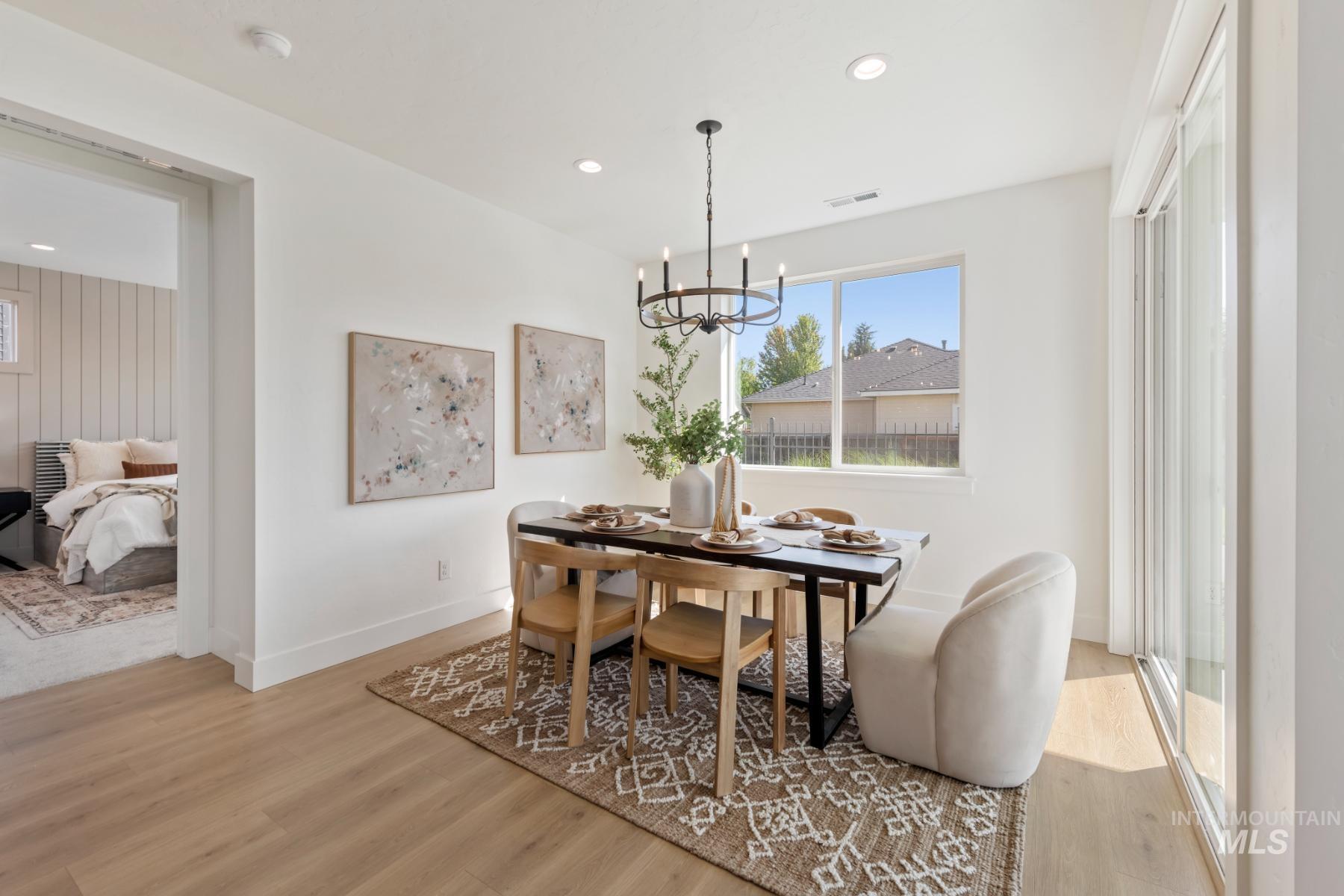 1279 W Malbar St, Meridian, Idaho 83646, 5 Bedrooms, 3 Bathrooms, Residential For Sale, Price $699,800,MLS 98997319