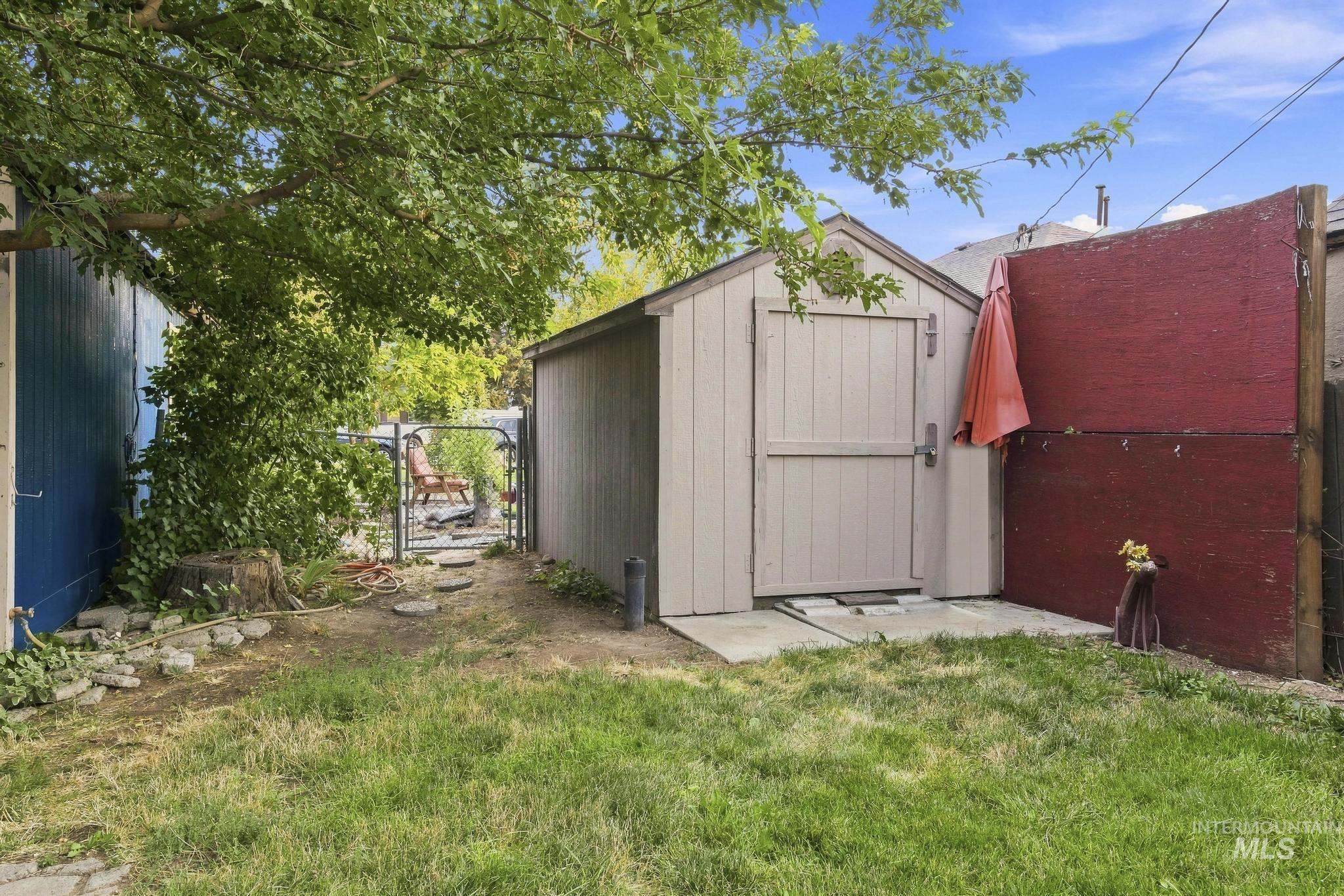 432 E Pine Ave, Meridian, Idaho 83642, 3 Bedrooms, 2 Bathrooms, Residential For Sale, Price $360,000, 98997321