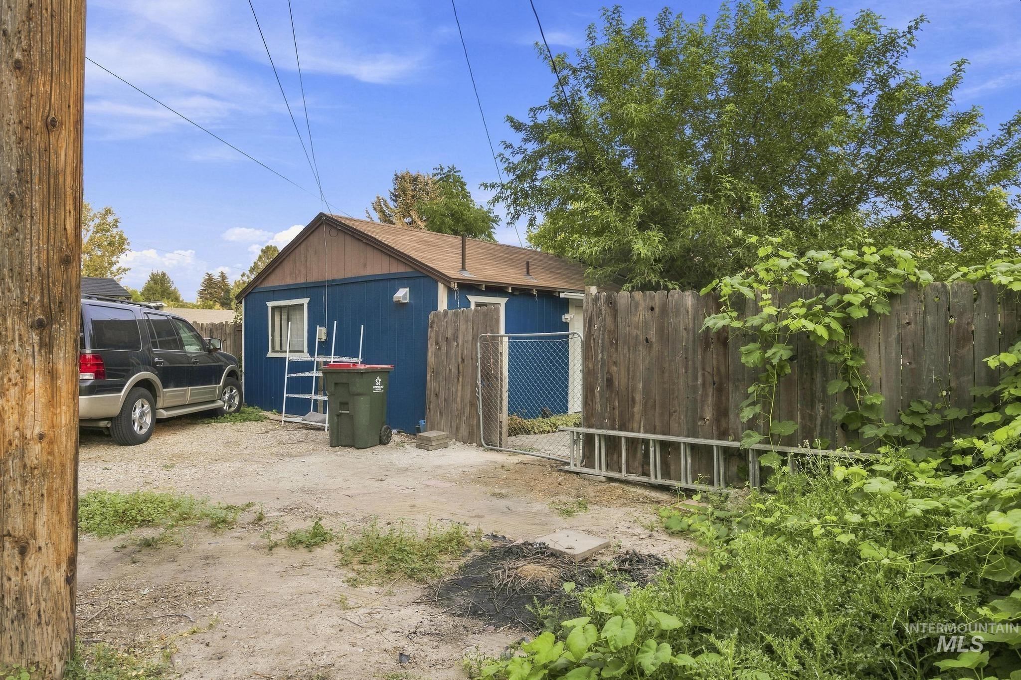 432 E Pine Ave, Meridian, Idaho 83642, 3 Bedrooms, 2 Bathrooms, Residential For Sale, Price $360,000, 98997321