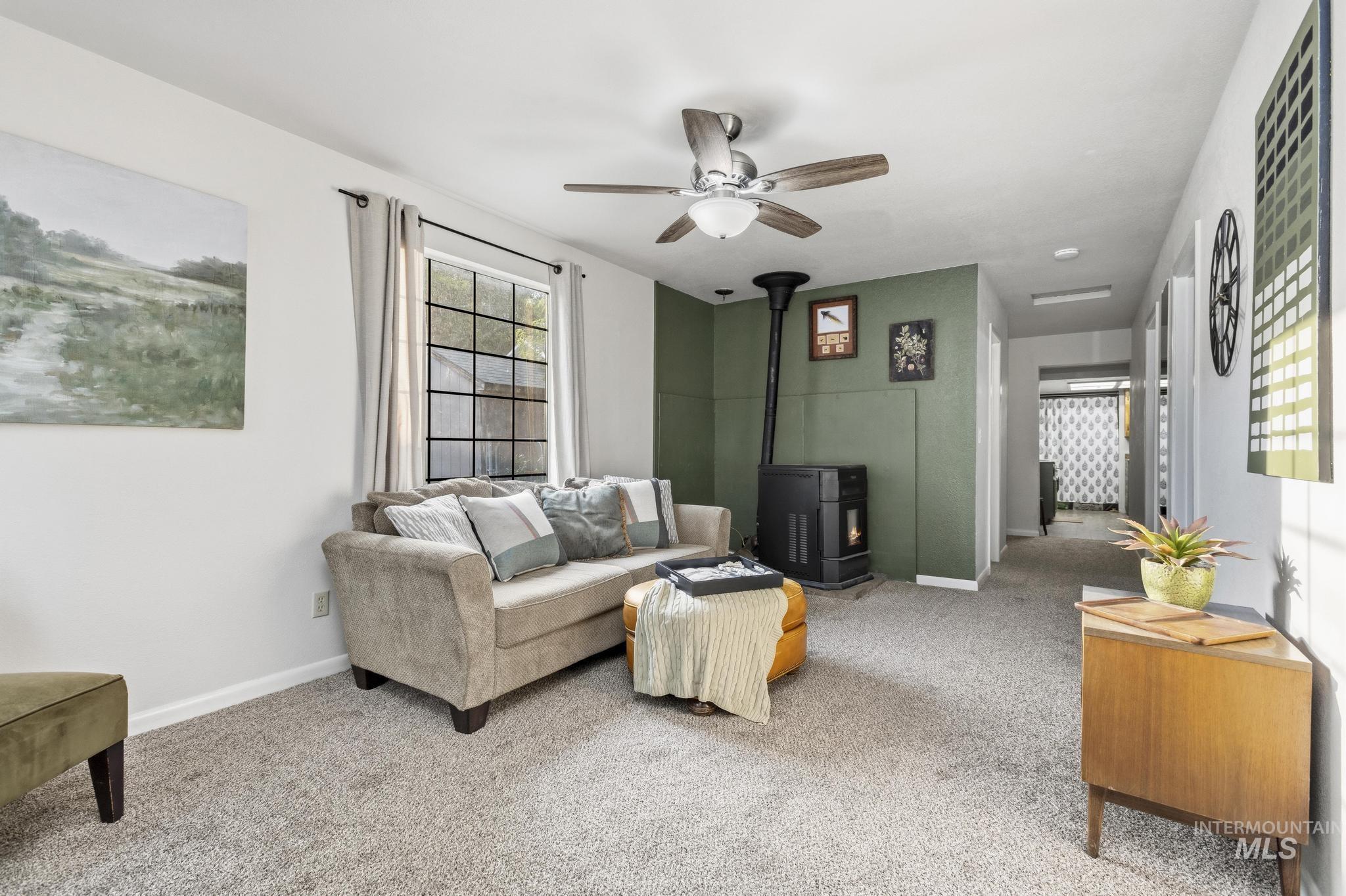 432 E Pine Ave, Meridian, Idaho 83642, 3 Bedrooms, 2 Bathrooms, Residential For Sale, Price $360,000, 98997321