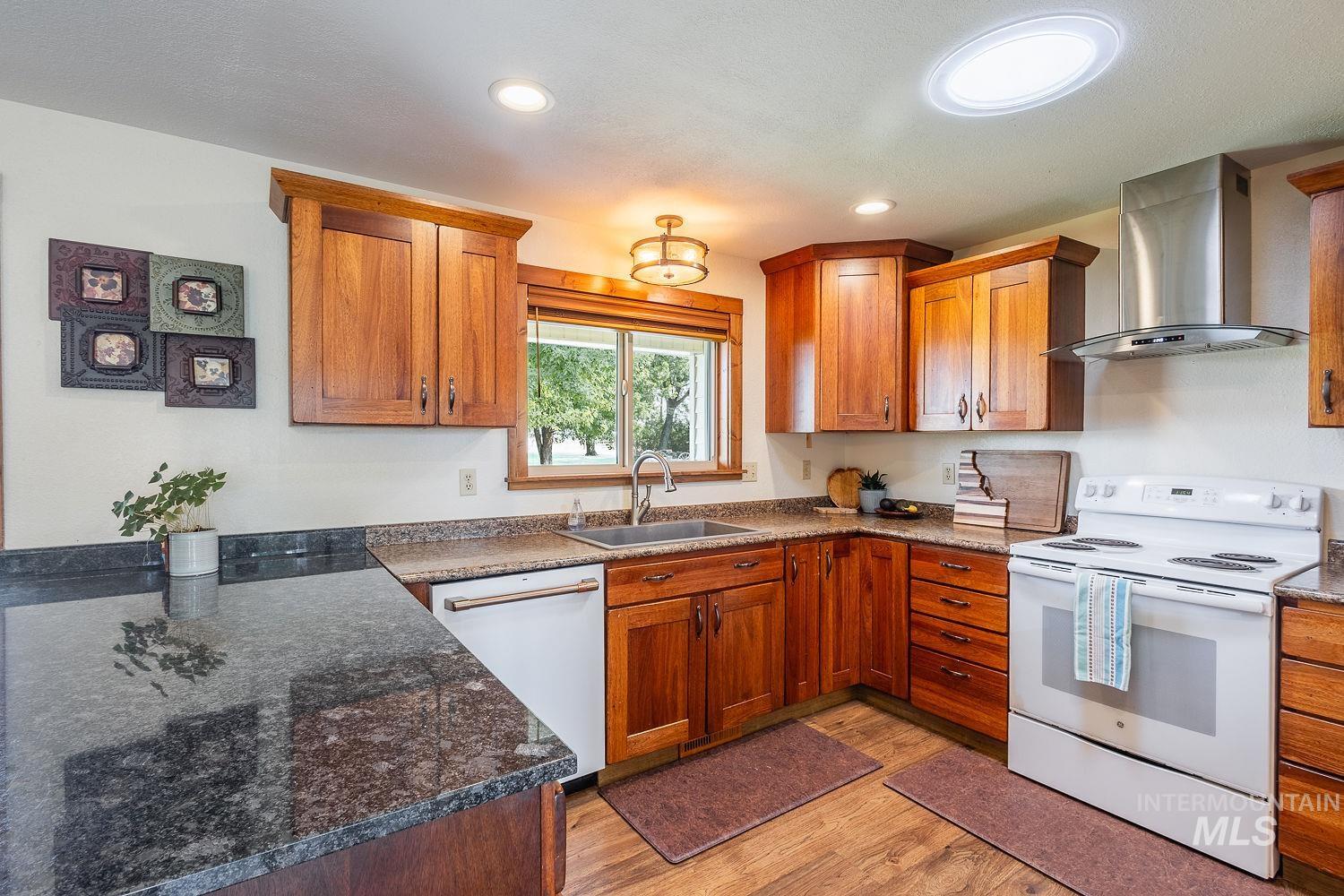 1769 W Central Rd, Emmett, Idaho 83617, 3 Bedrooms, 2.5 Bathrooms, Residential For Sale, Price $740,000,MLS 98997330